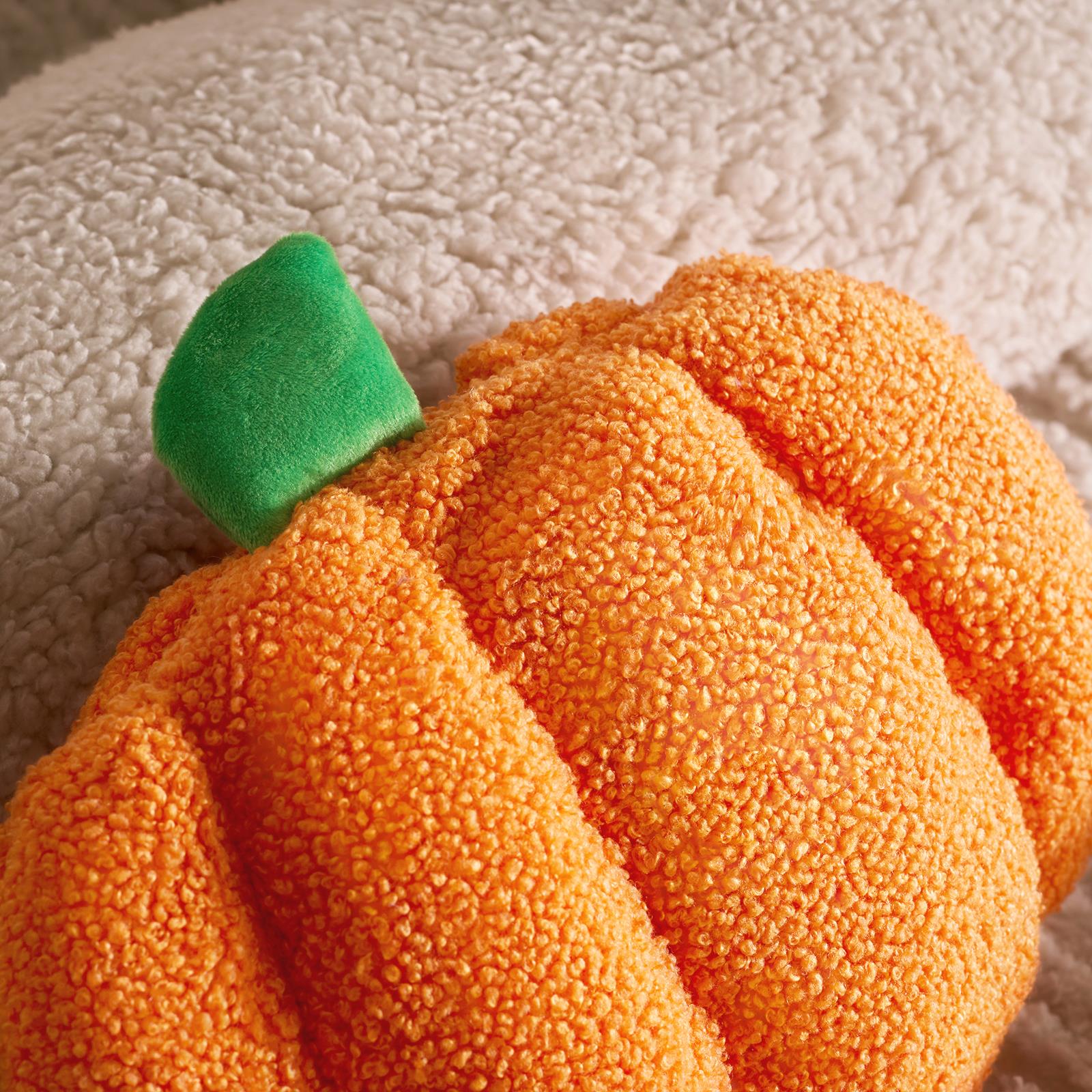 OHS Hot Water Bottle Halloween Pumpkin Boucle Leakproof Winter Hand Warmer