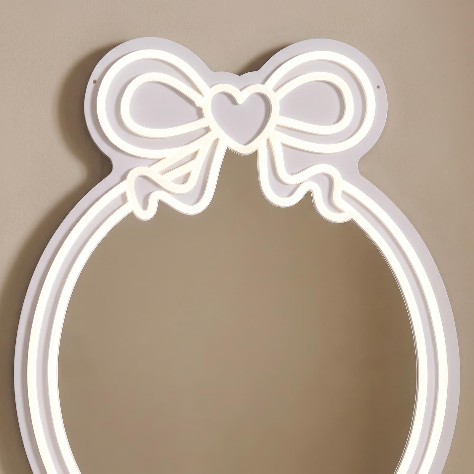 OHS LED Wall Mirror with USB Illuminated Light Up Make Up Cosmetic Vanity