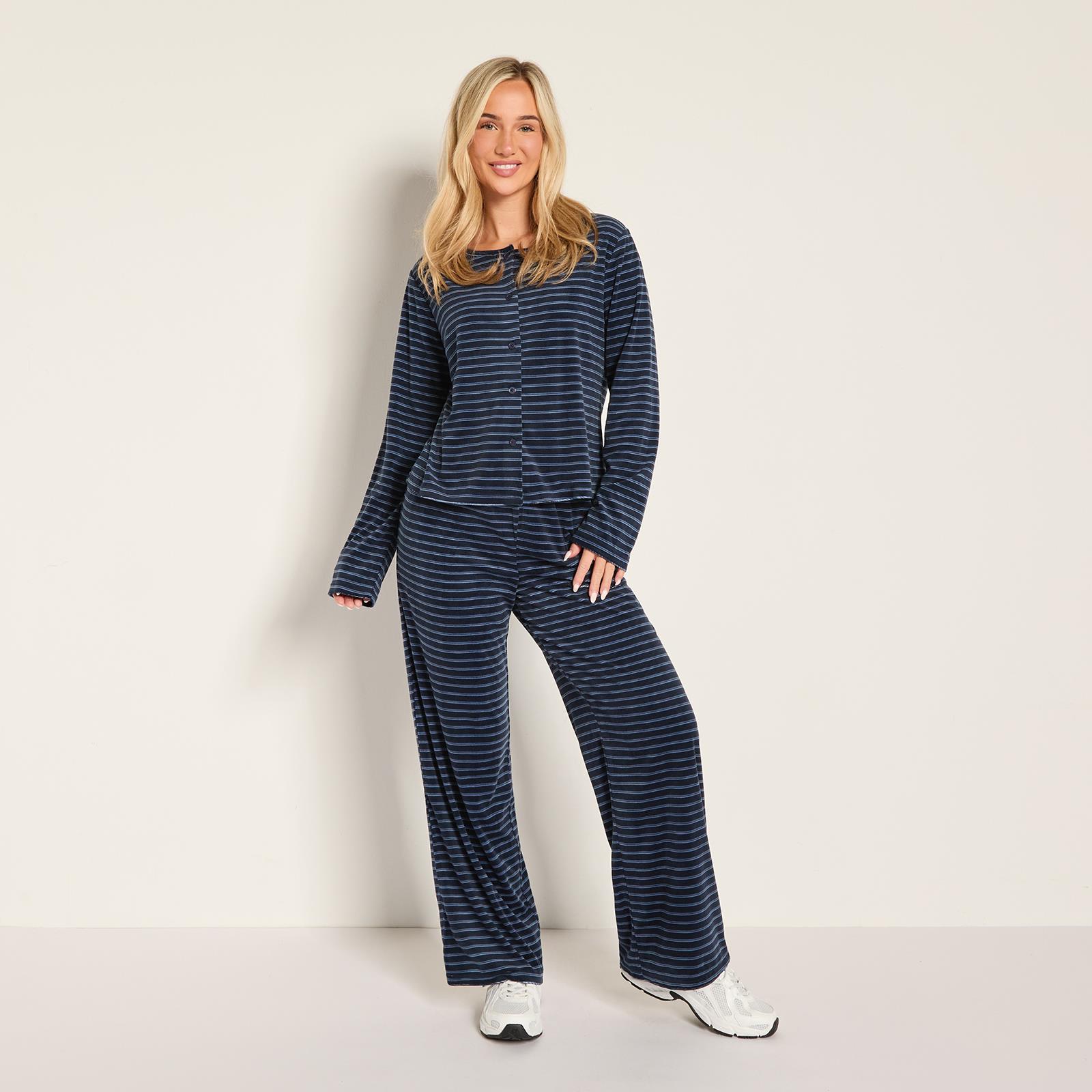 OHS Matte Velvet Loungewear Co-Ord Set Stripe Print Button Through Nightwear
