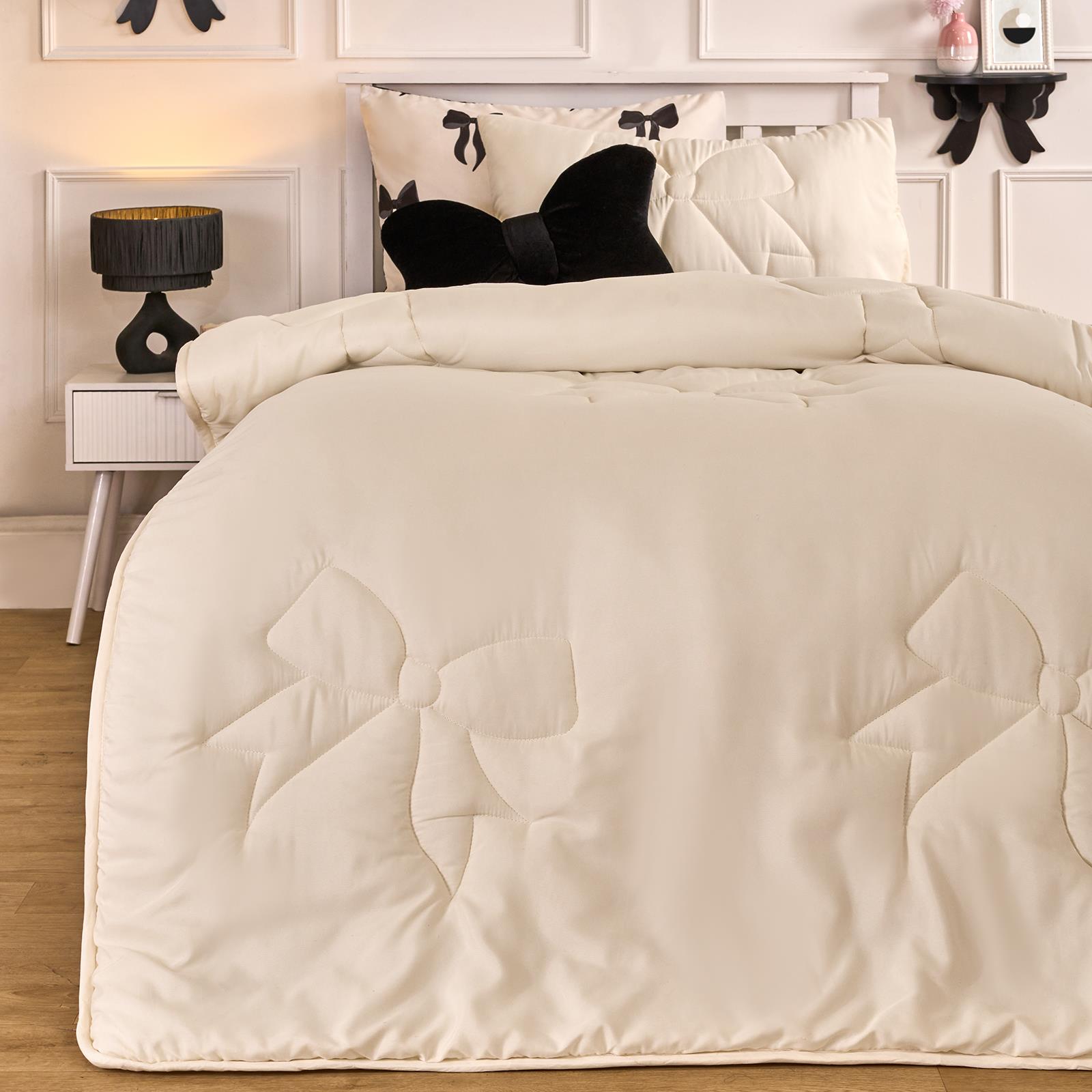 OHS Quilted Bows 7.5 Tog Coverless Duvet with Pillowcase Winter Warm Bedding Set