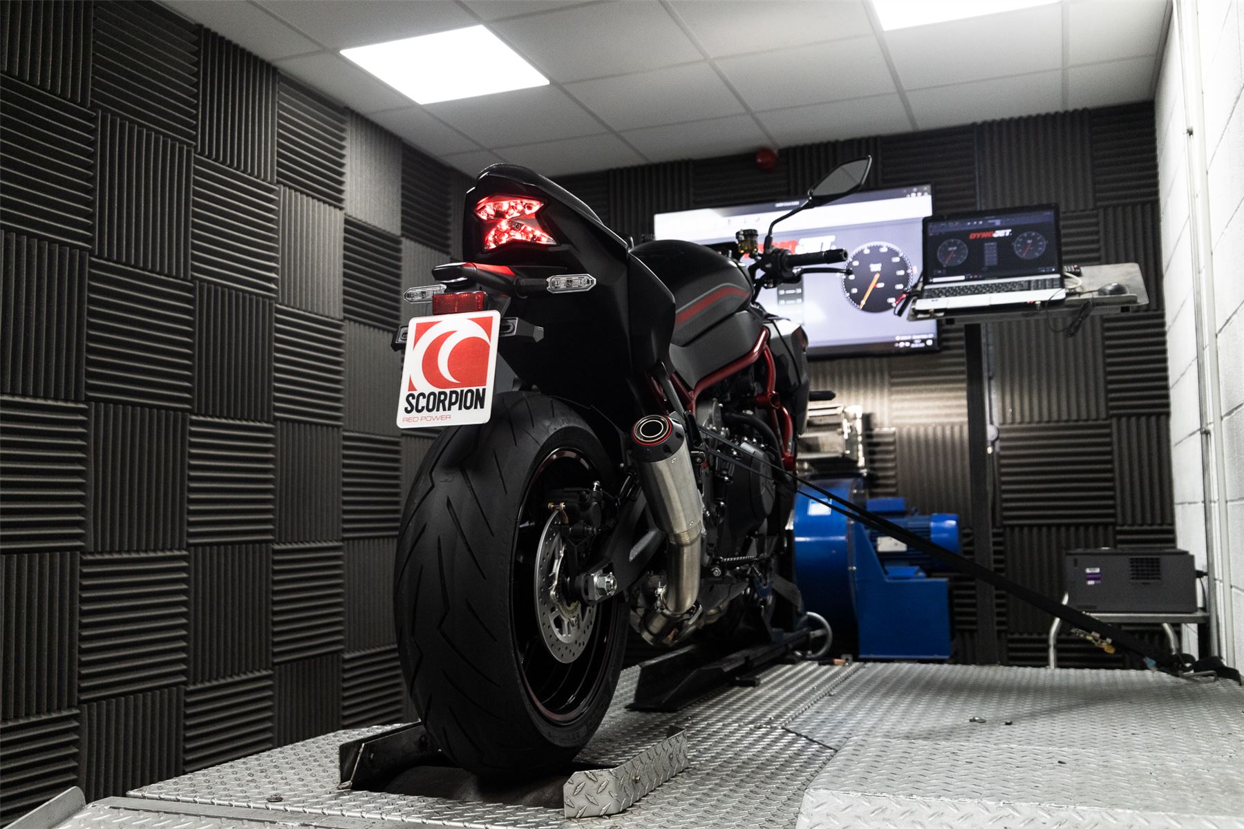 Scorpion Exhaust Red Power Slip-on Black Ceramic Kawasaki Z H2