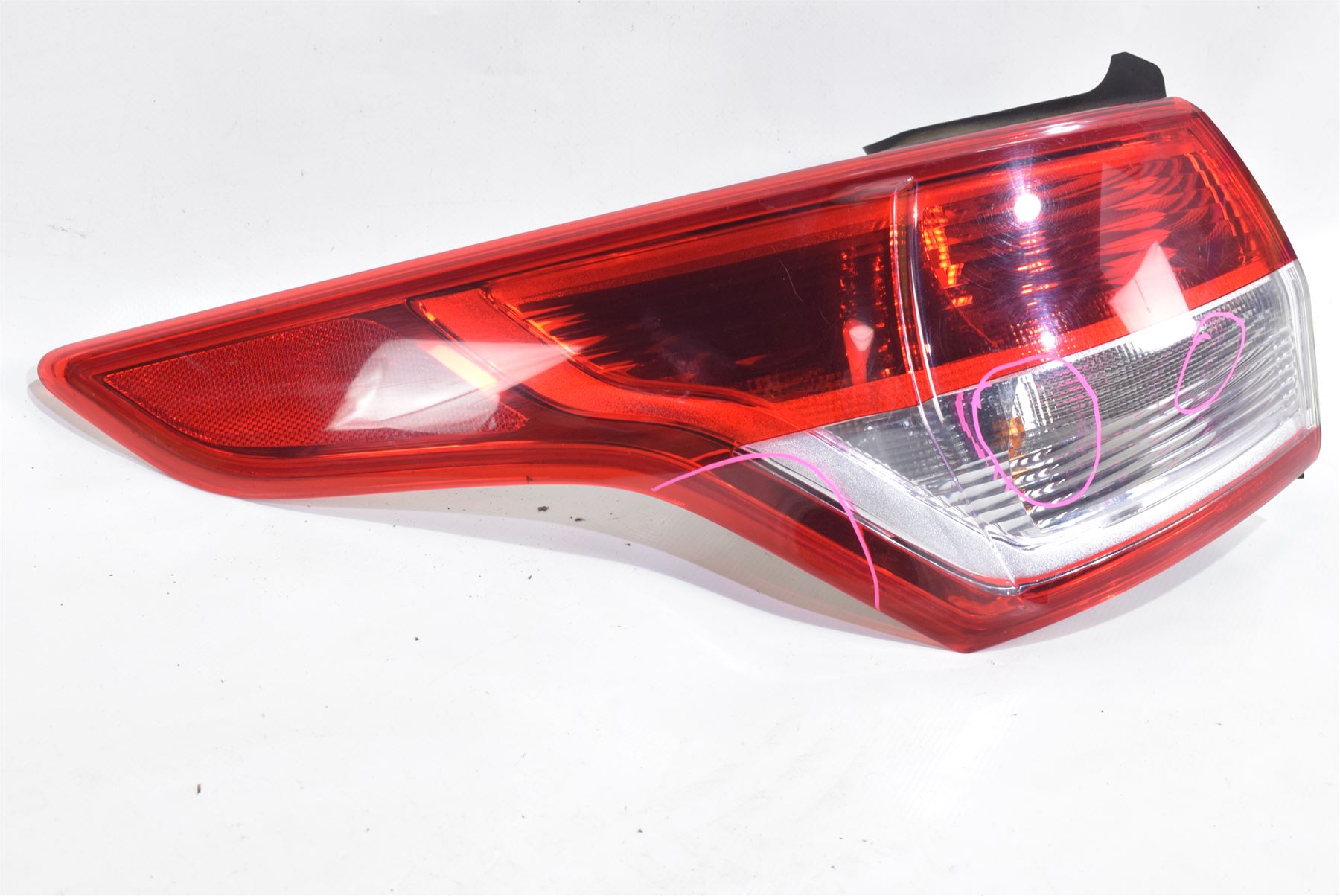 GENUINE FORD KUGA 20132017 LEFT PASSENGER REAR OUTER LIGHT LAMP CV44