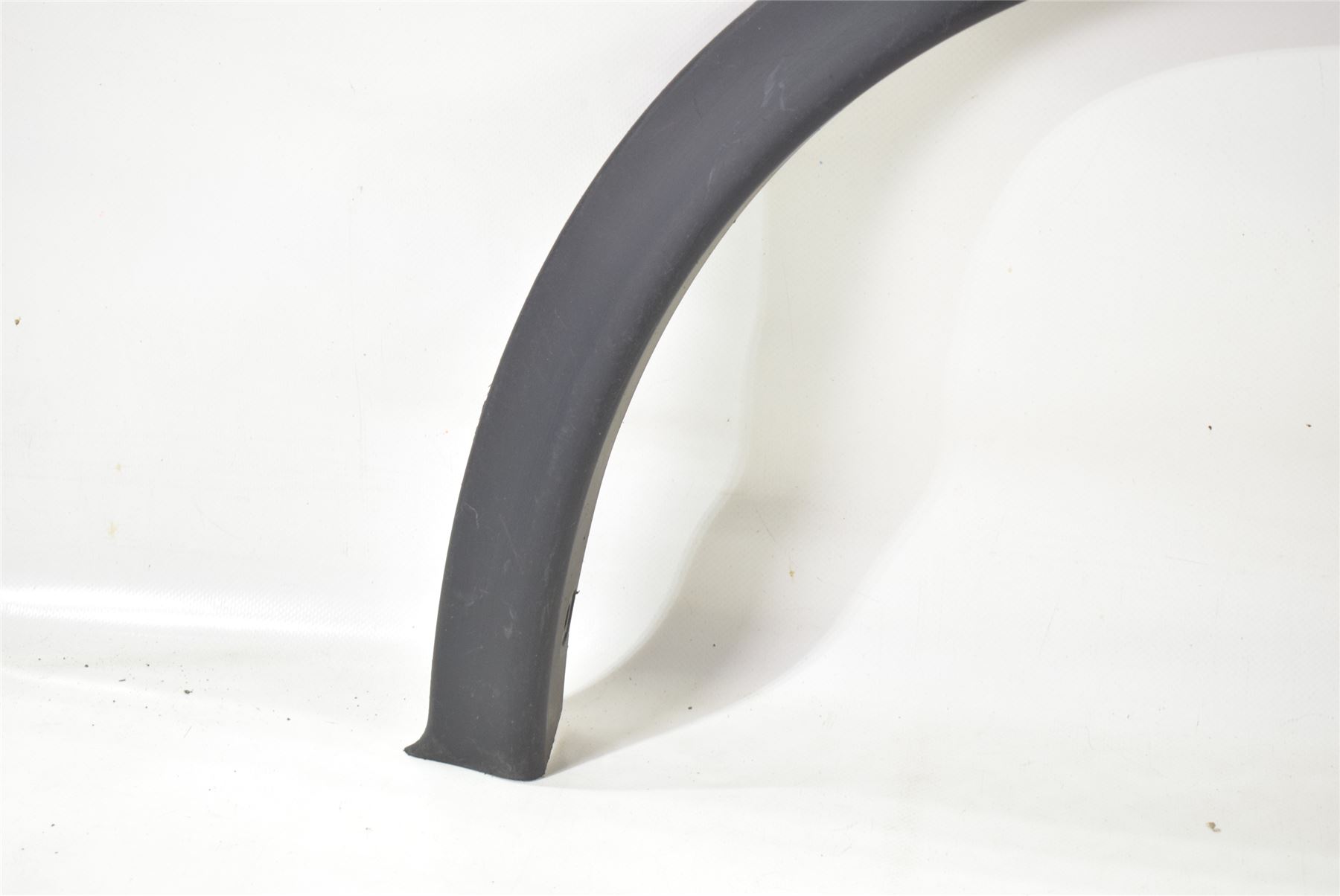 NISSAN JUKE RIGHT FRONT WING ARCH MOULDING 2011On FENDER TRIM COVER