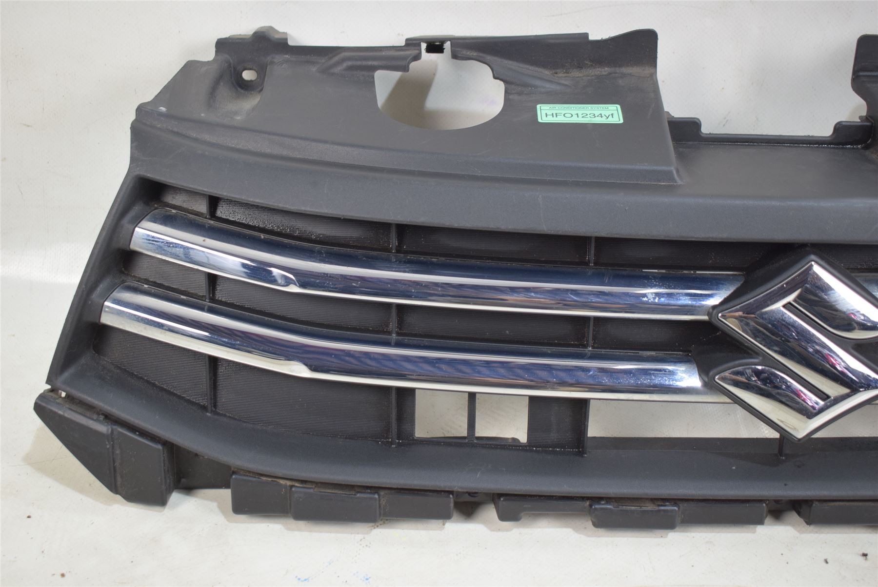 SUZUKI CELERIO 2015+ Onwards FRONT BUMPER UPPER TOP GRILLE AND BADGE