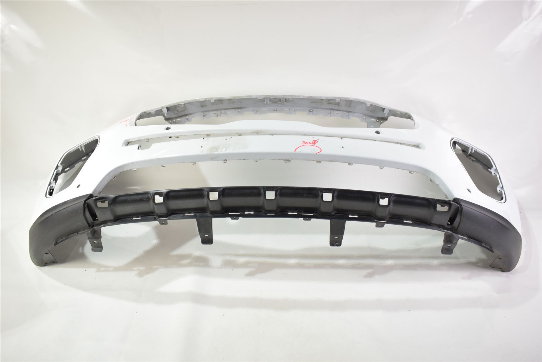 GENUINE KIA SPORTAGE 2016On FRONT BUMPER in WHITE and LOWER SKIRT