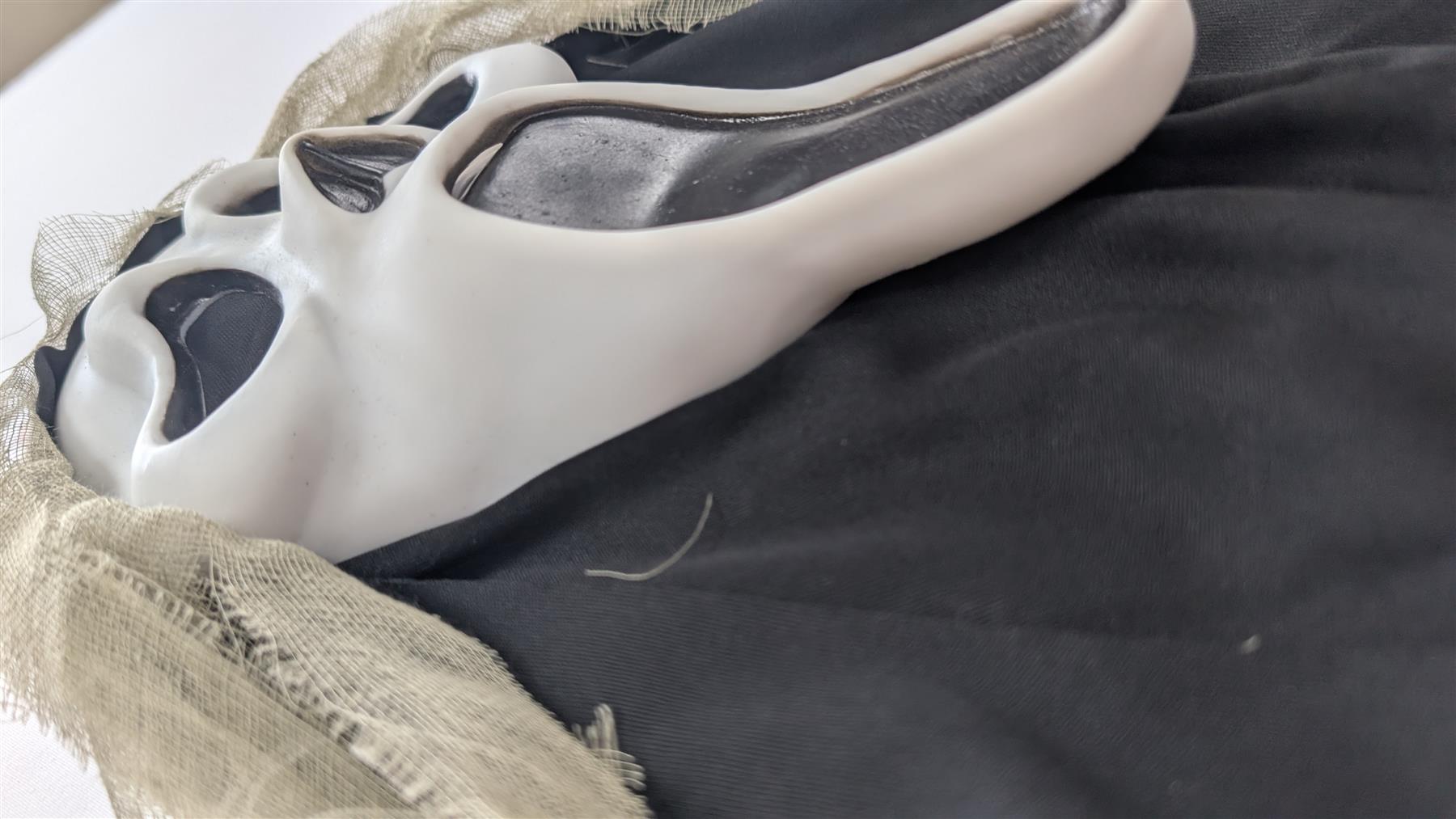 Official Ghost Face Scream Dead by Daylight Scary Movie Halloween Masks - Picture 37 of 119