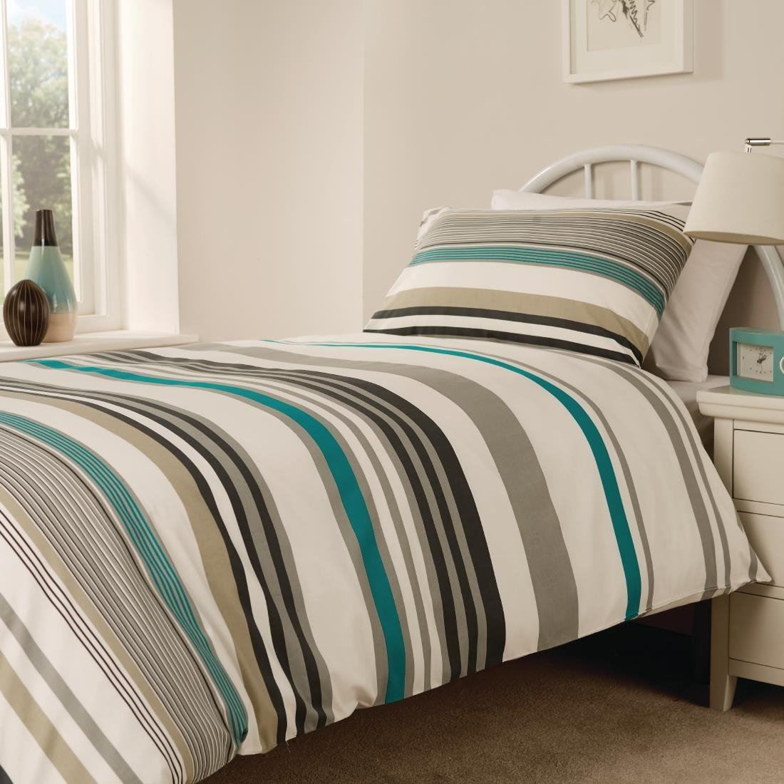 Mitre Essentials Madison Stripe Duvet Mitre Essentials Geo Duvet Cover