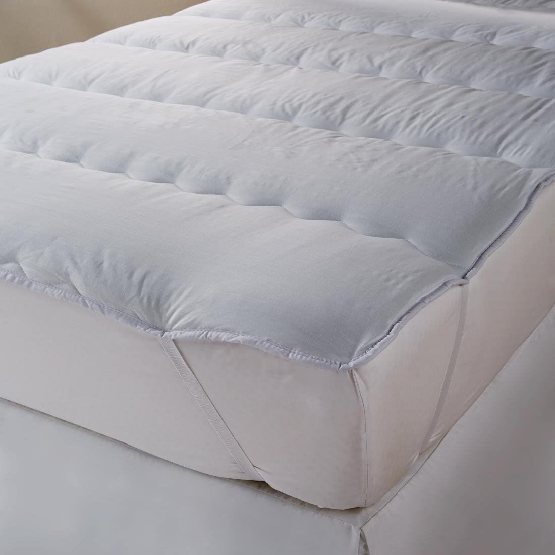 Mitre Comfort Mattress Topper Polyester Filling Polycotton Cover - Picture 2 of 3