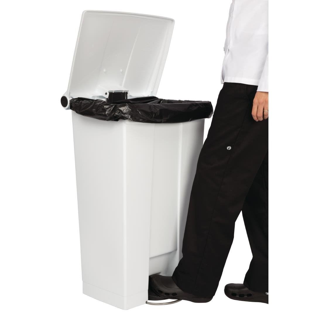 Rubbermaid Step on Container in White with Tight Fitting Lid Minimise Odour 87L