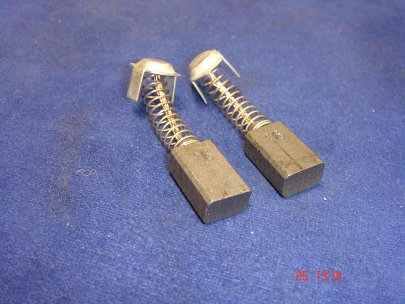 Pair of Carbon Brushes for Hitachi CR 13V 13VA 13VB 13VBY 13VC 17R 17Y D 13 13SA