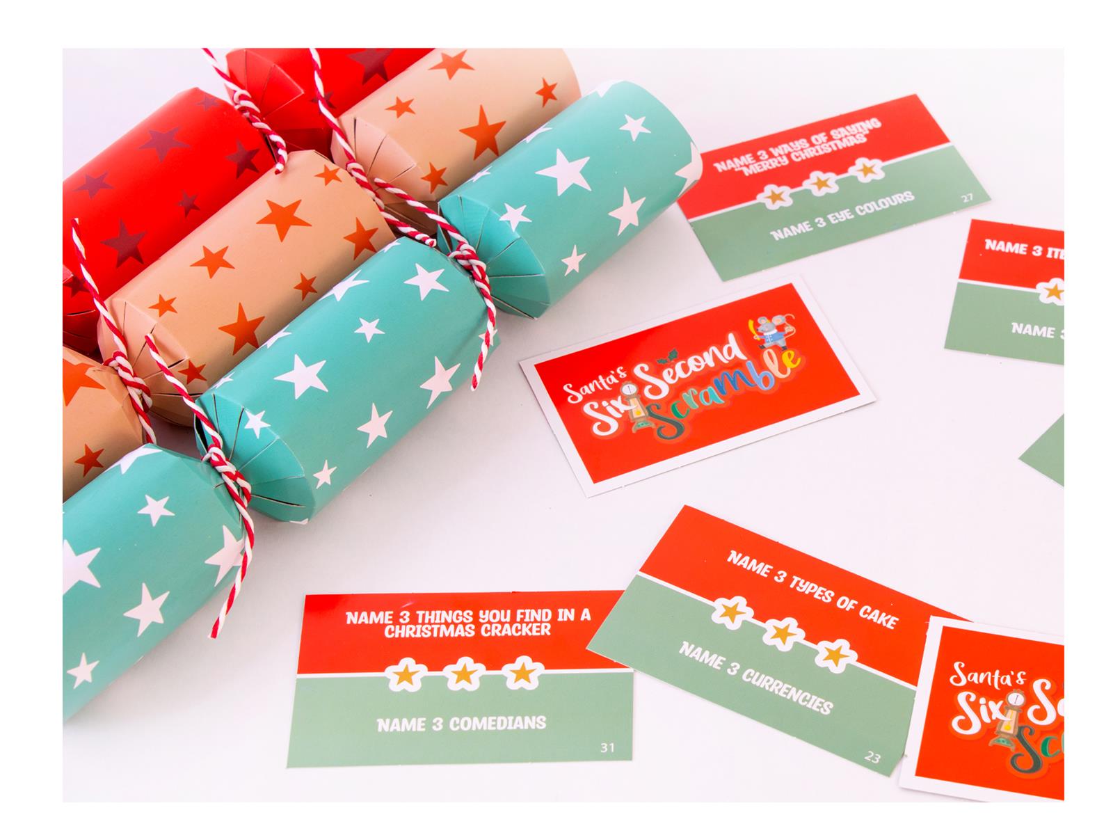 Interactive Christmas Crackers Box 6 Mini Family Game Chistmas Time Recyclable - Picture 15 of 23