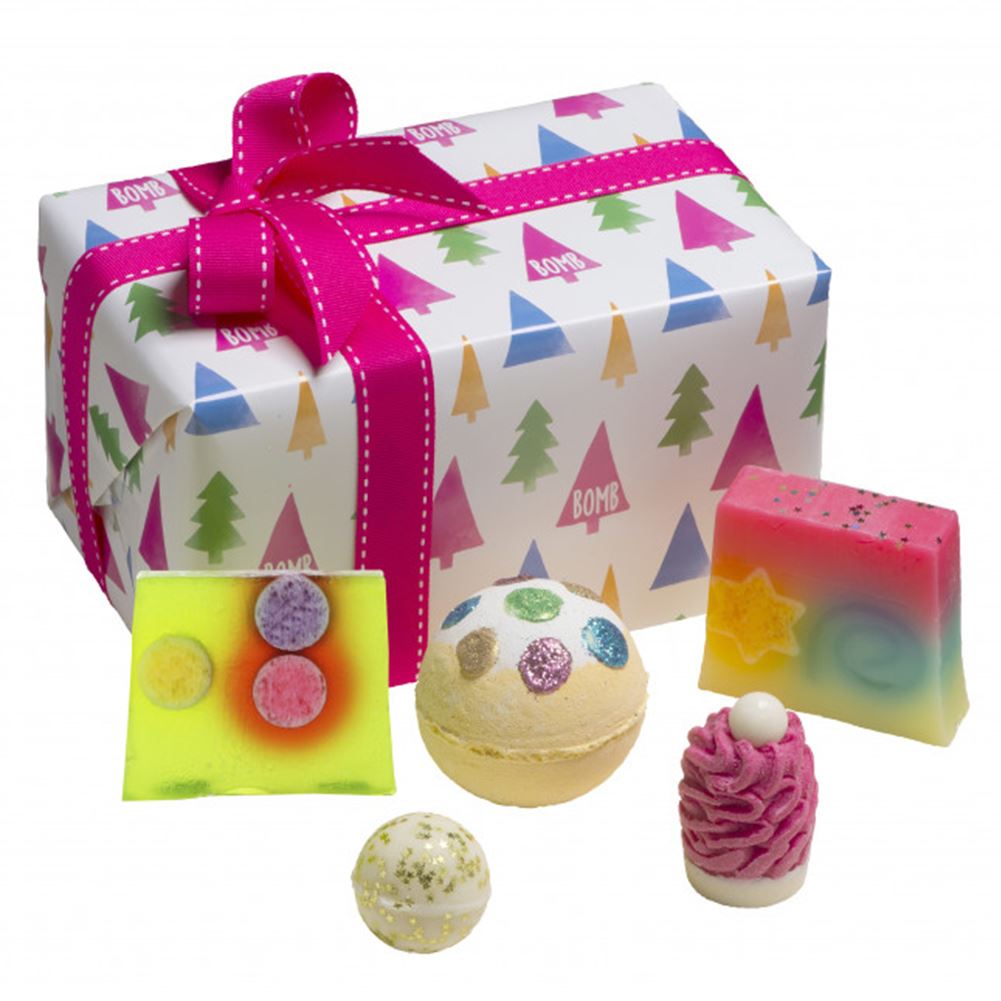 Bomb Cosmetics Wrapped Christmas Xmas Gift Pack Set Handmade Soap Bath