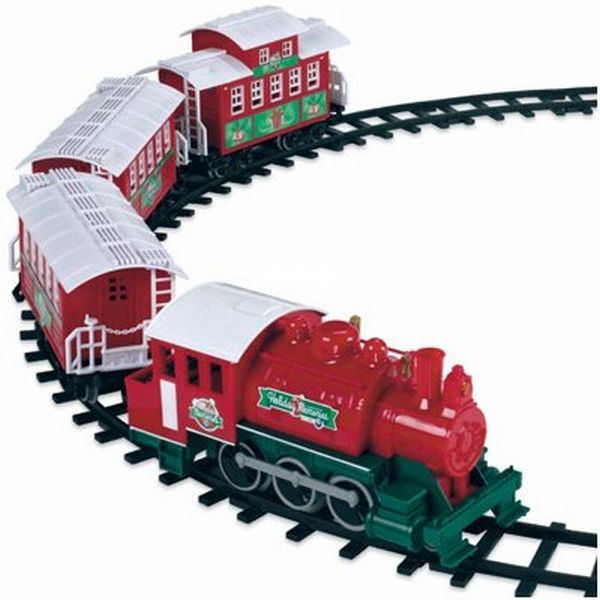 Lionel CHRISTMAS TRAIN 32 Pc Set w/4 G GAUGE CARS Battery Powered NEW