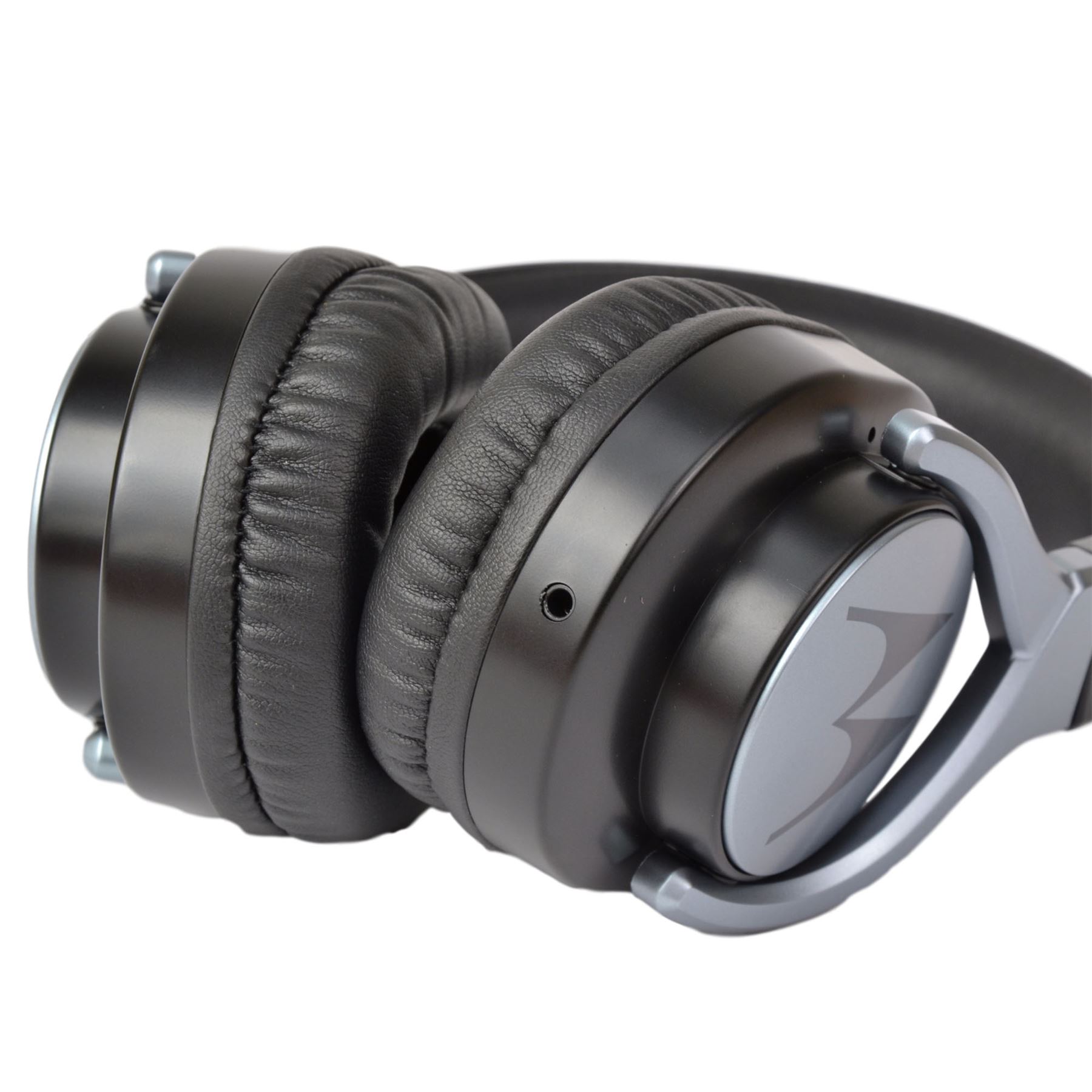 Motorola Pulse Max Over Ear Wired Headphones with Mic, Rotating Earcups