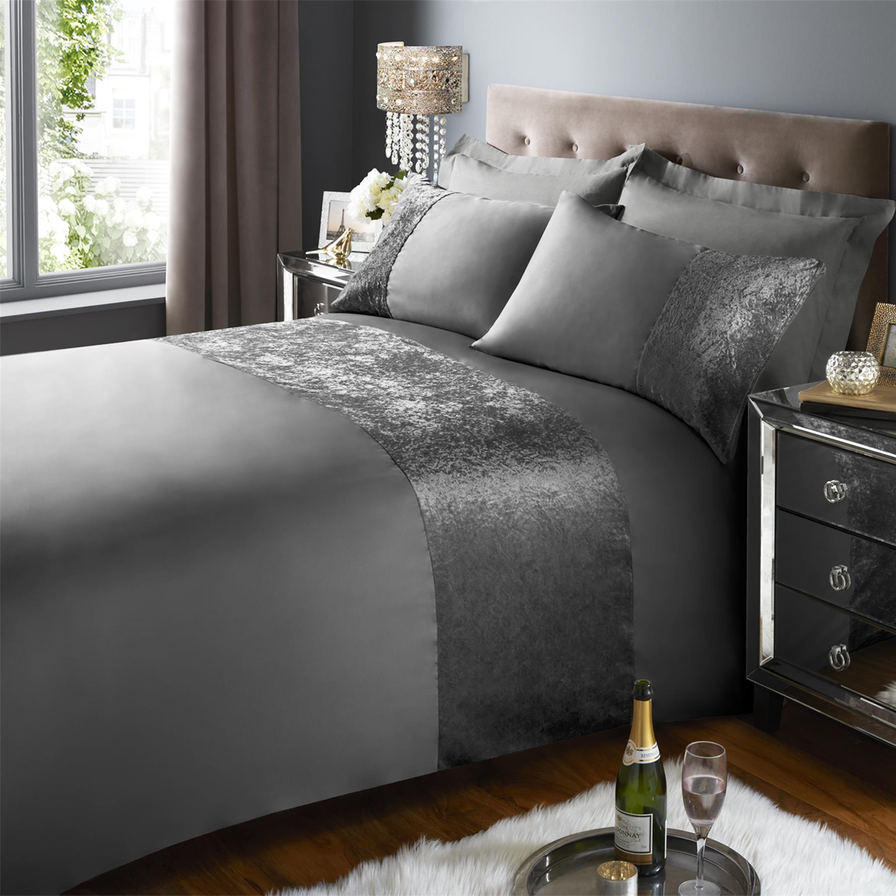 Set Micro Letto Con Fascia Velluto Schiacciato Copripiumino Federa Oxford Casalinga - Foto 46 di 49