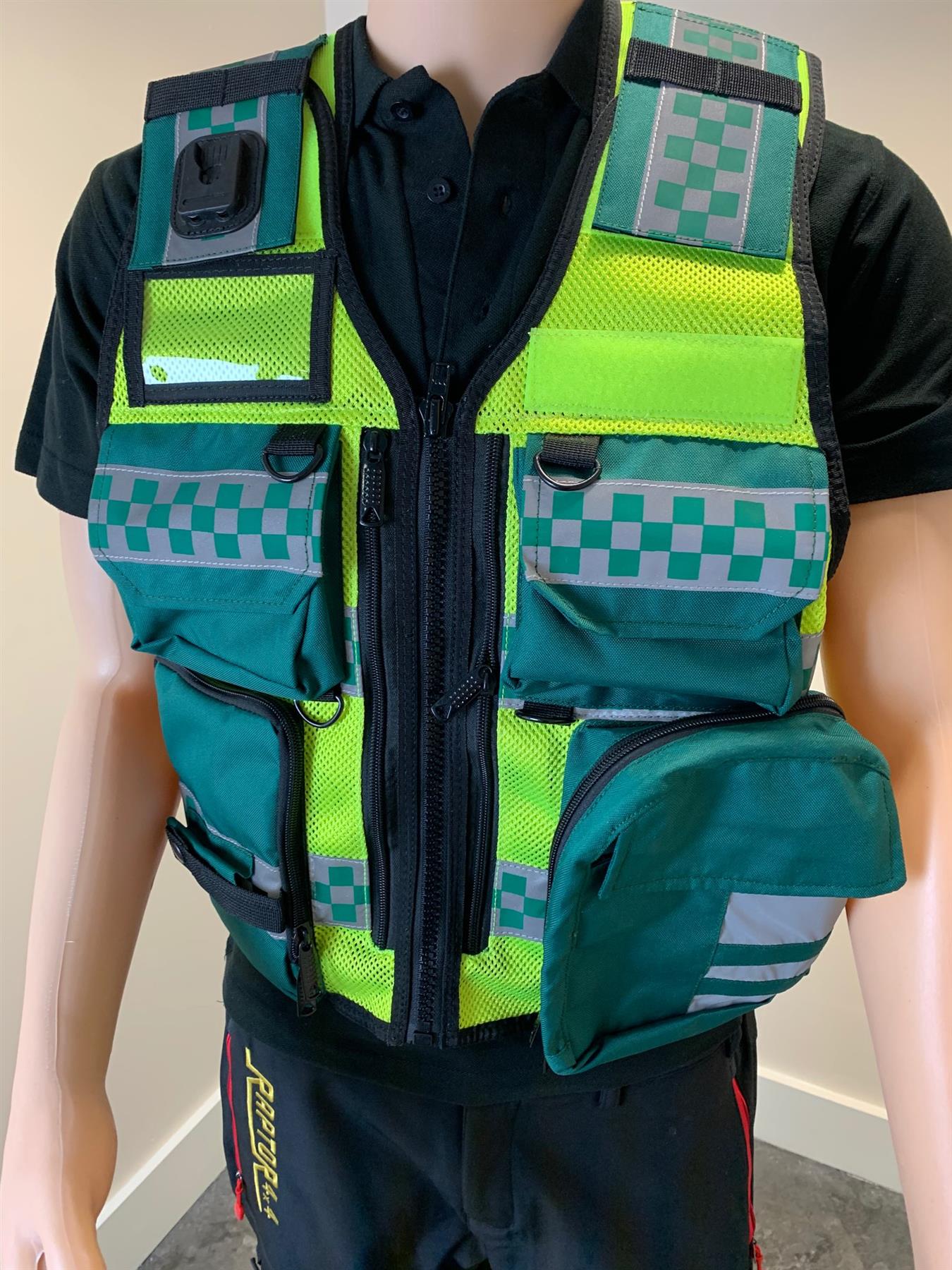 Raptor 4x4 First Aider Paramedic Tactical Vest 3XL / 4XL Emergency