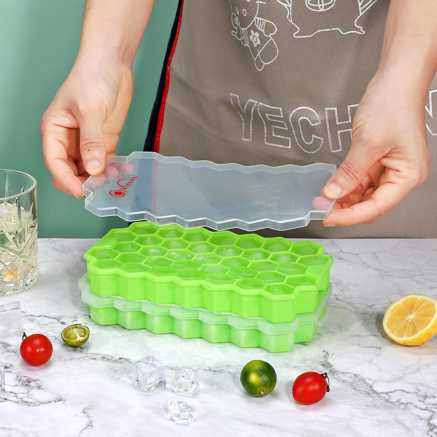 Vinsani 2 Pack Ice Cube Hexagon Silicone Tray with Clear Removable Lids - Picture 18 of 24