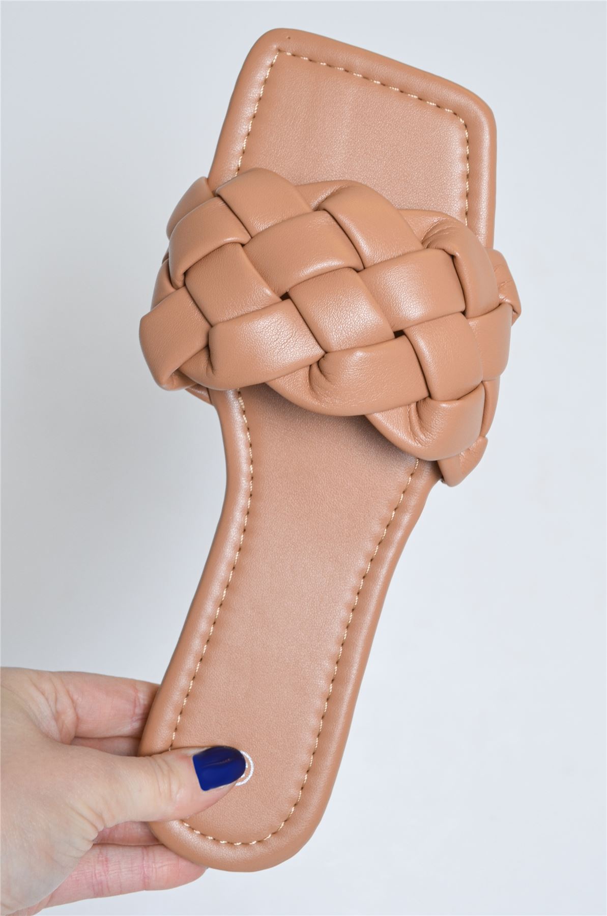 womens padded sliders