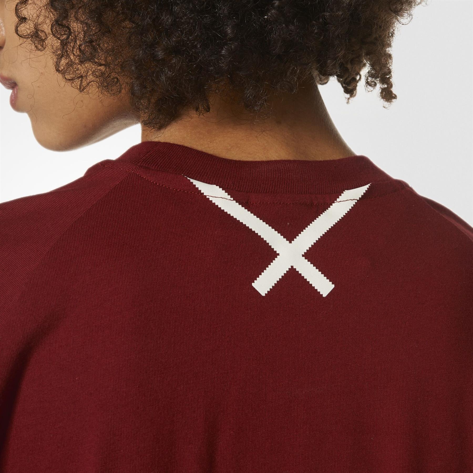 Adidas Originals MUJER Xbyo Camiseta Cuello en Pico Burdeos Adidas Originals MUJER Xbyo Camiseta Cuello en Pico Burdeos