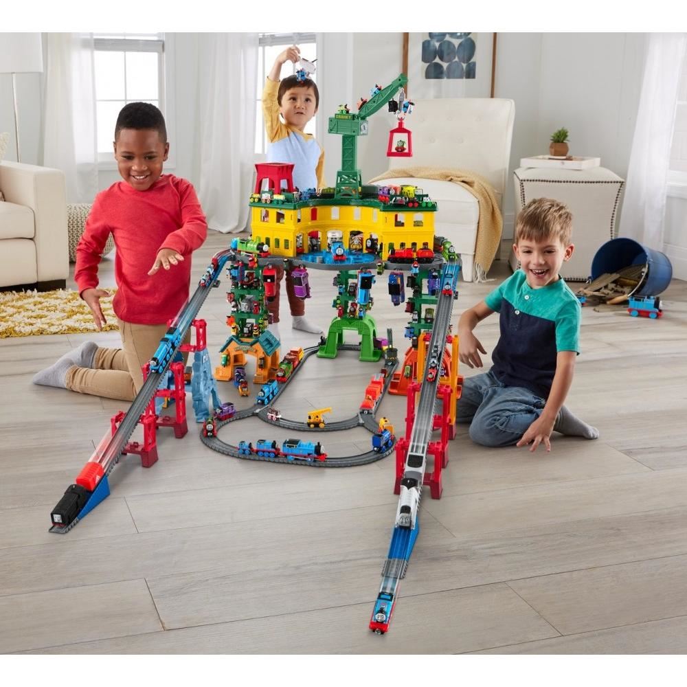 Thomas and Friends Super Station Playset train track - Picture 8 of 12