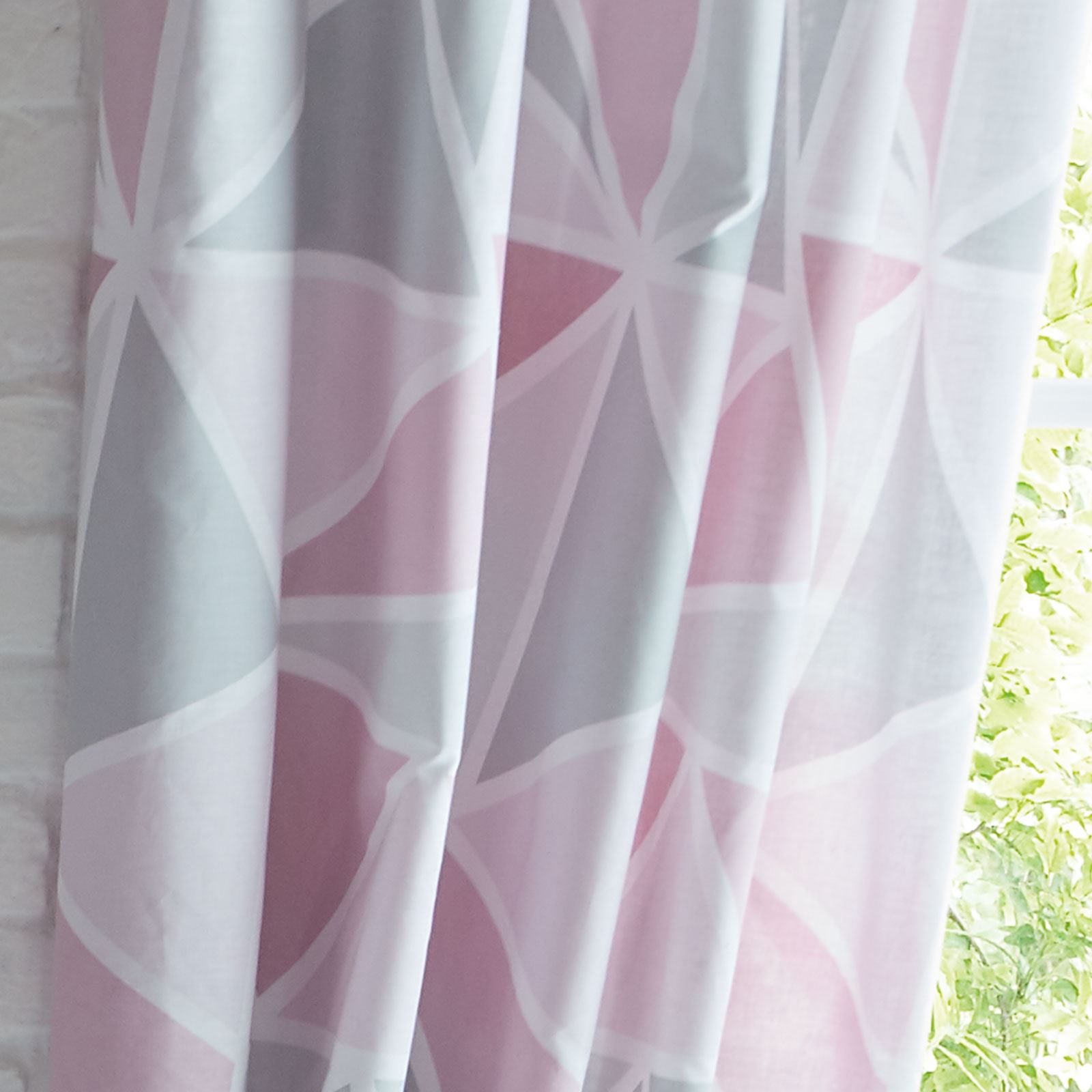 Metro Geometrisch Dreieck Grau Rosa Gefüttert Vorhänge Schlafzimmer