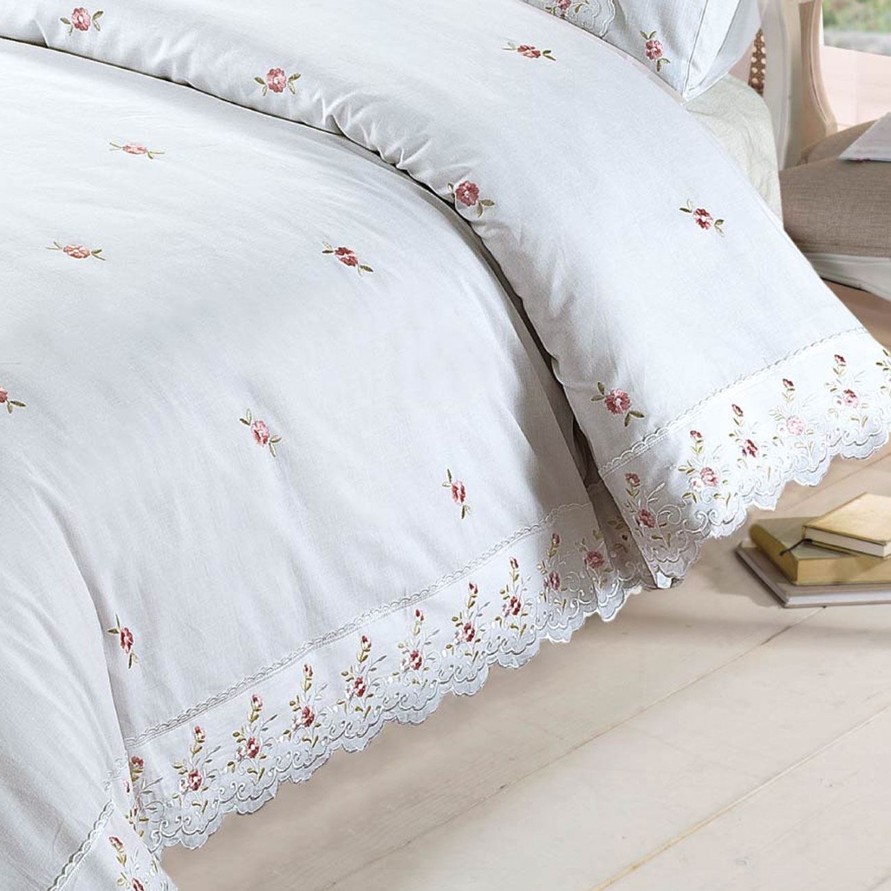 SOPHIE FLORAL DUVET COVER SET CREAM WHITE SINGLE DOUBLE KING SUPER