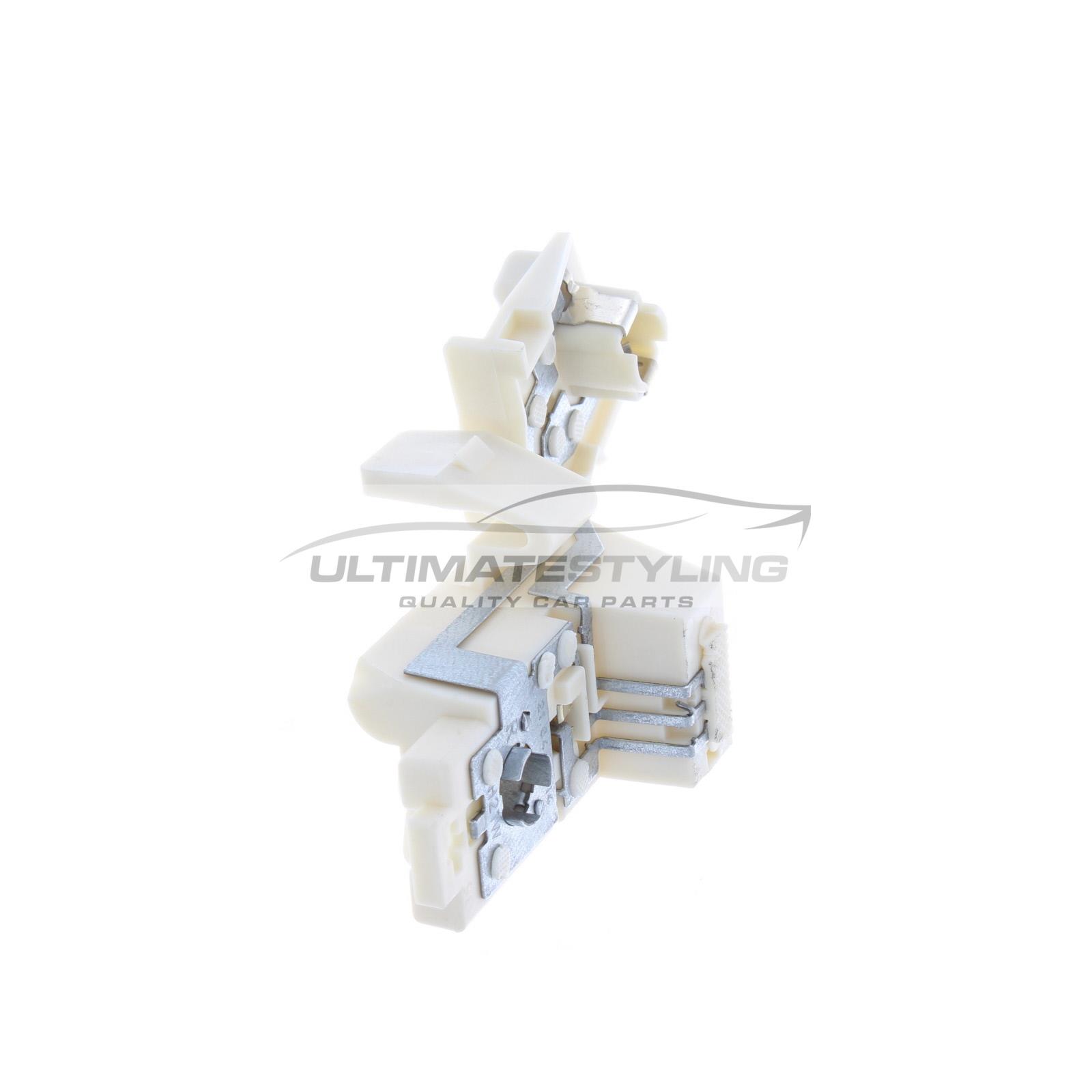 Vauxhall Astra J Mk6 20092016 Hatch Bulb Holder for Rear Lamp O/S