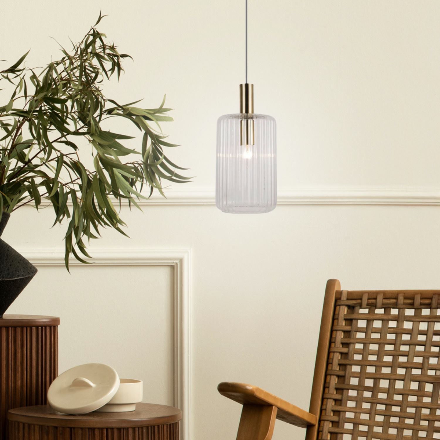 Ribbed Glass Design Ceiling Pendant Lights Kitchen Island Dining Light Fittings - Picture 3 of 25
