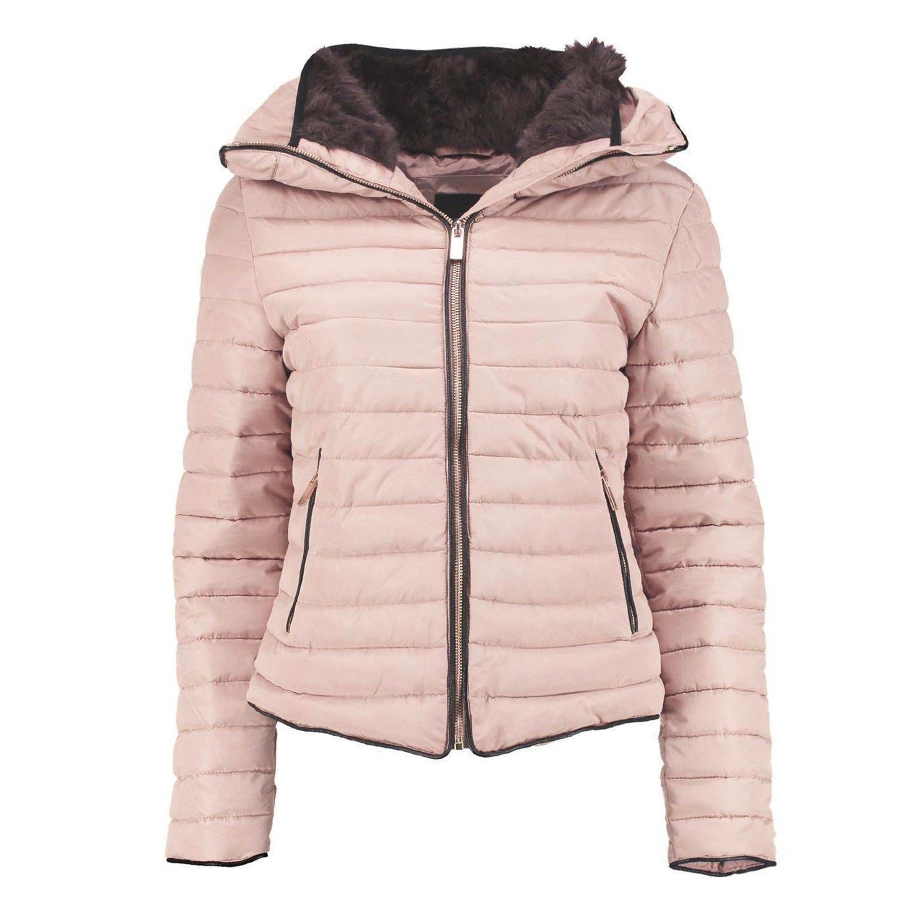FABRIC PROBLEMS Stay Warm in a Pretty and Practical Women's Quilted Lightweight Jacket Women's quilted lightweight jackets provide warmth and protection from the elements on cold days. These stylish fall and winter outerwear choices keep you warm and toasty during outdoor activities.