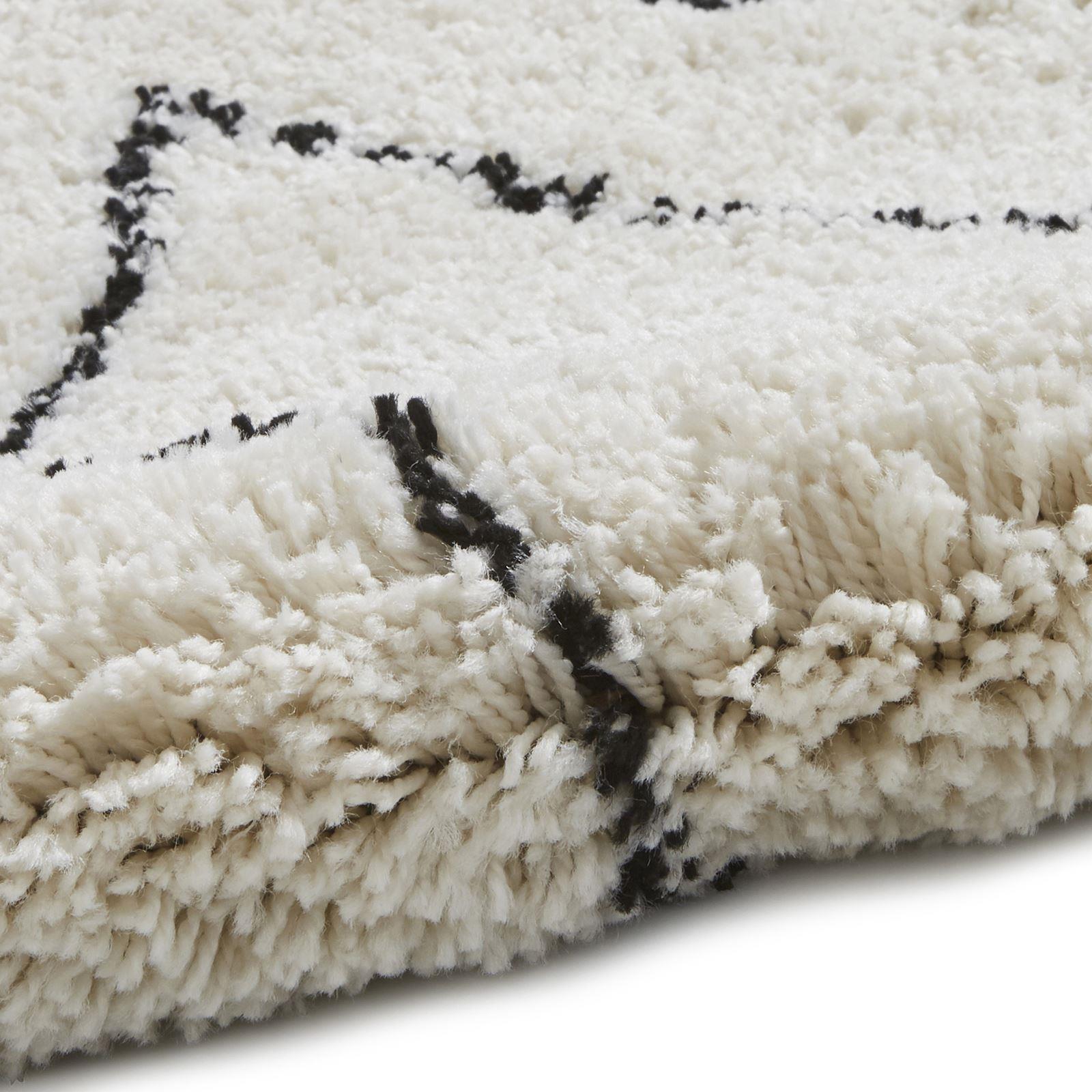 Think Rugs Boho 8280 Rugs White Black Moroccan Shaggy Soft