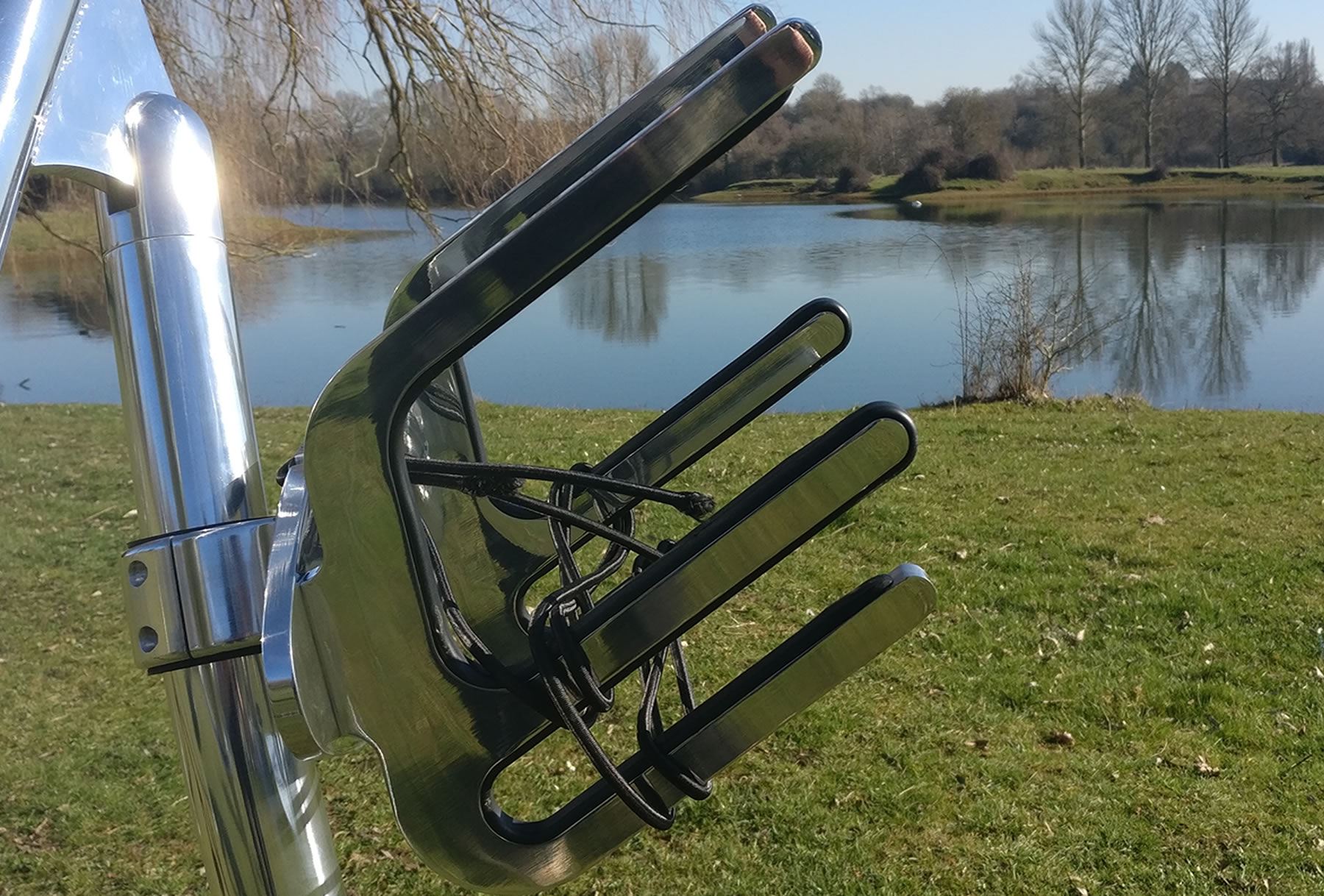 LARGE Icon Kneeboard / Wakeboarding Dual Rack Stand Holder for Boat