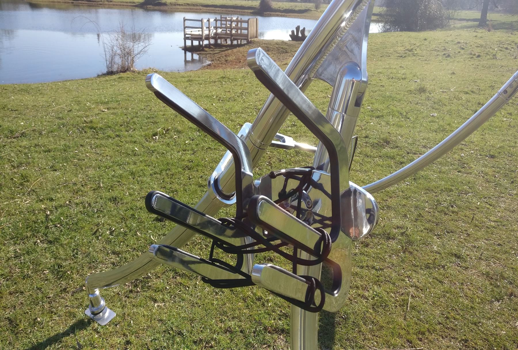 LARGE Icon Kneeboard / Wakeboarding Dual Rack Stand Holder for Boat