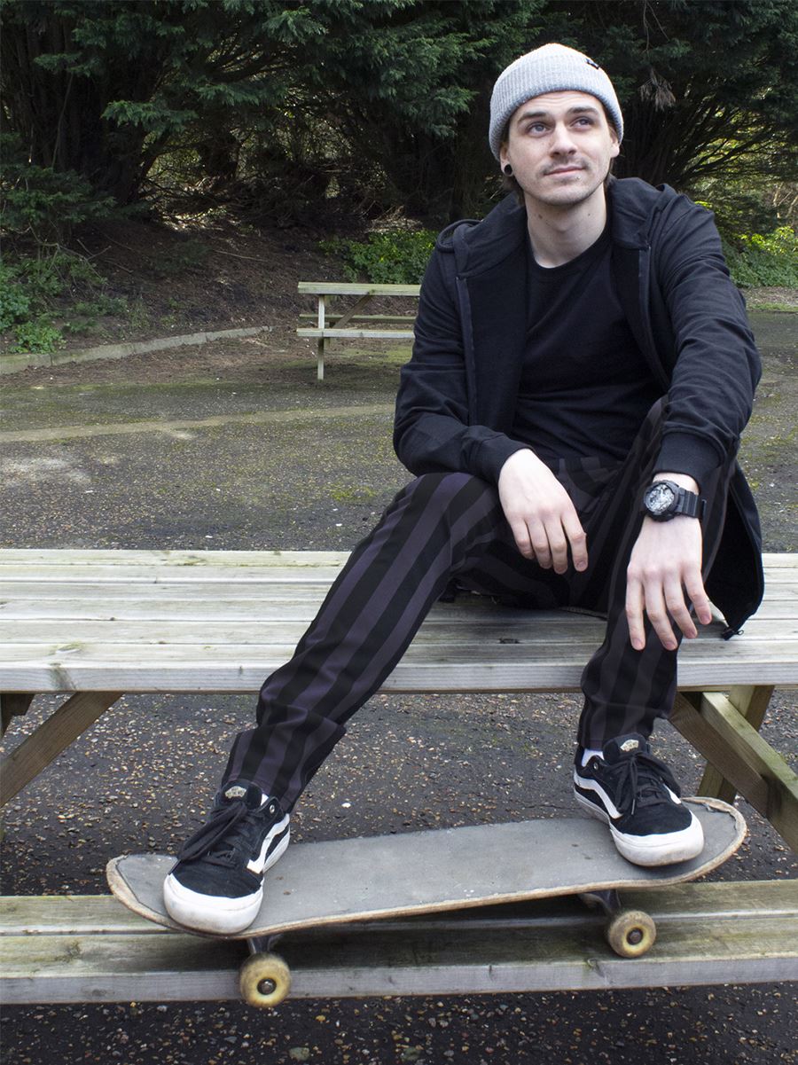 Run & Fly Skinny-Jeans schwarz-grau gestreift Unisex - Bild 16 von 24