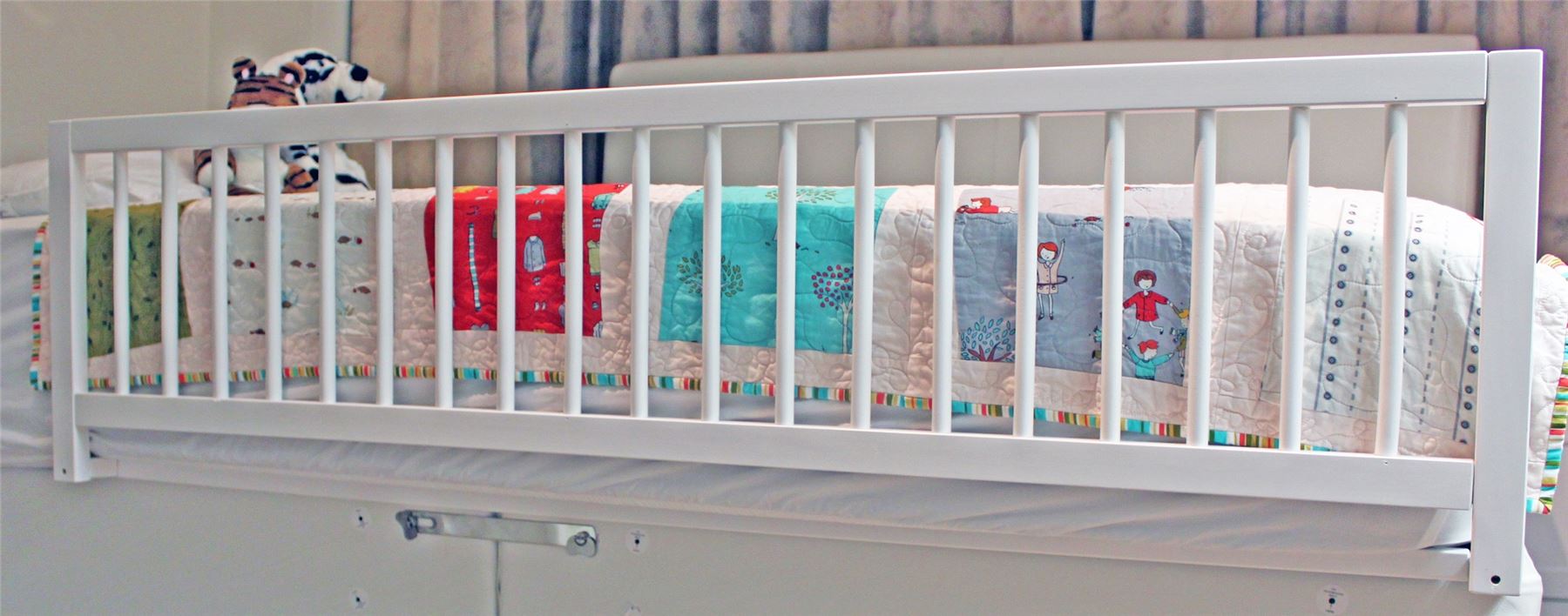 Safetots Extra Wide Double Sided Wooden Bed Rail Toddler Bed Guard