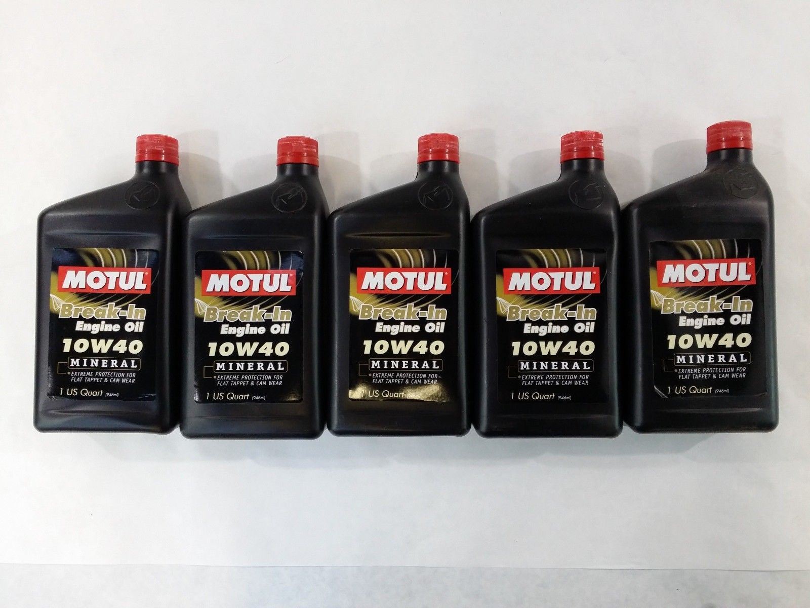 Motul 10W40 Engine BreakIn Mineral Oil 1 Quart Case of 5 (5 Quarts
