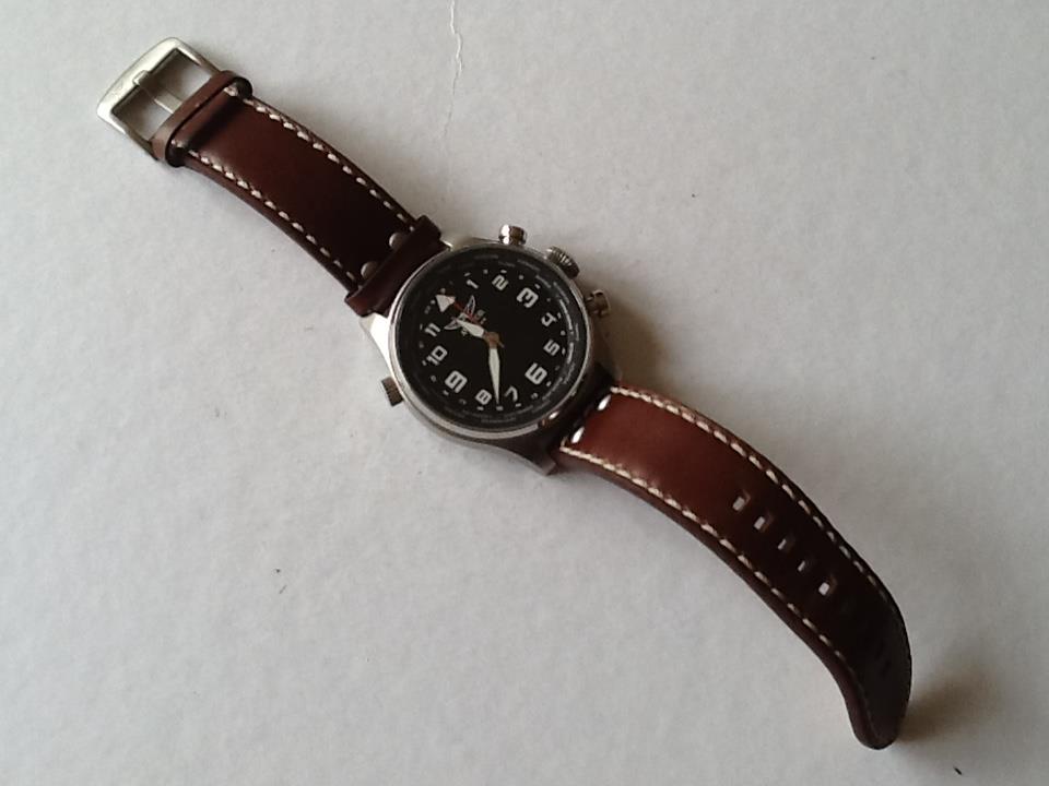 aviator avw79215g327