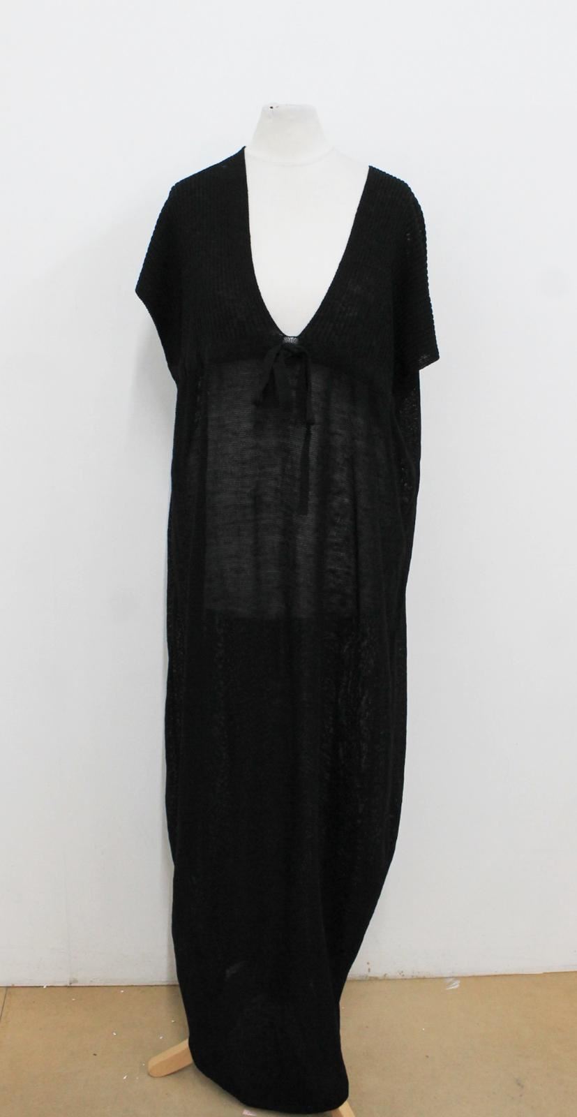 BNWT SARAH PACINI Ladies schwarz Knitted Short Sleeved V-Neck Maxi Dress One Größe BNWT SARAH PACINI Ladies schwarz Knitted Short Sleeved V-Neck Maxi Dress One Größe