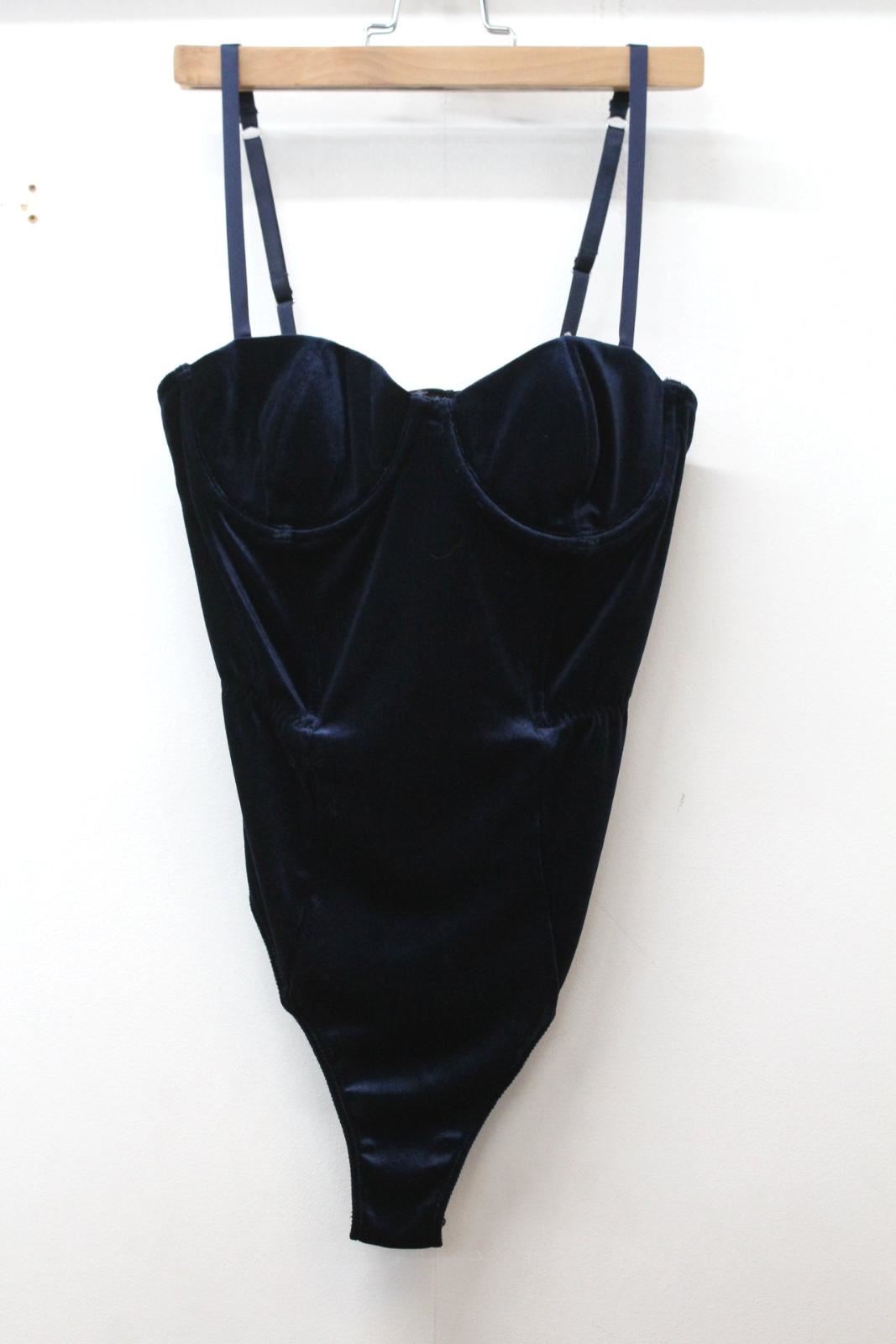 BNWT FLEUR DU MAL Donna Midnight Navy blu Sheer Body di velluto trim Taglia M BNWT FLEUR DU MAL Donna Midnight Navy blu Sheer Body di velluto trim Taglia M