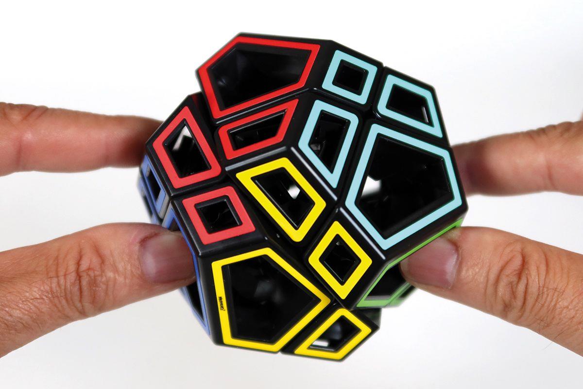 Brainteaser Puzzle Toy, Making a Fun Challenge - Picture 18 of 46