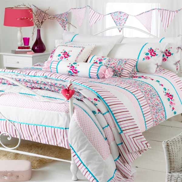 Riva Home Appleby Romany Floral Quilted Bedspread 260x240cm Bedding Coverlet UK