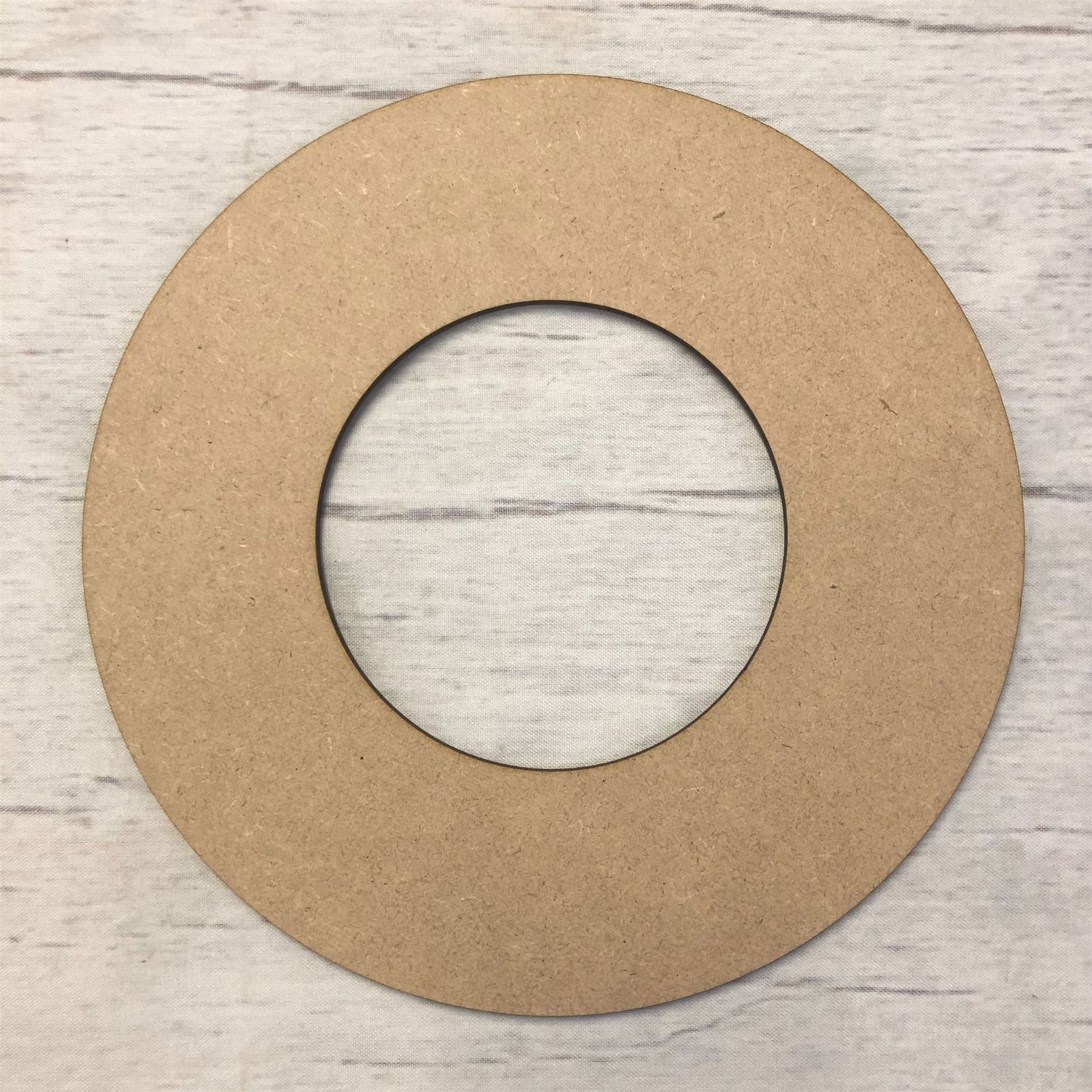 Wreath - Plain - Picture 3 of 3