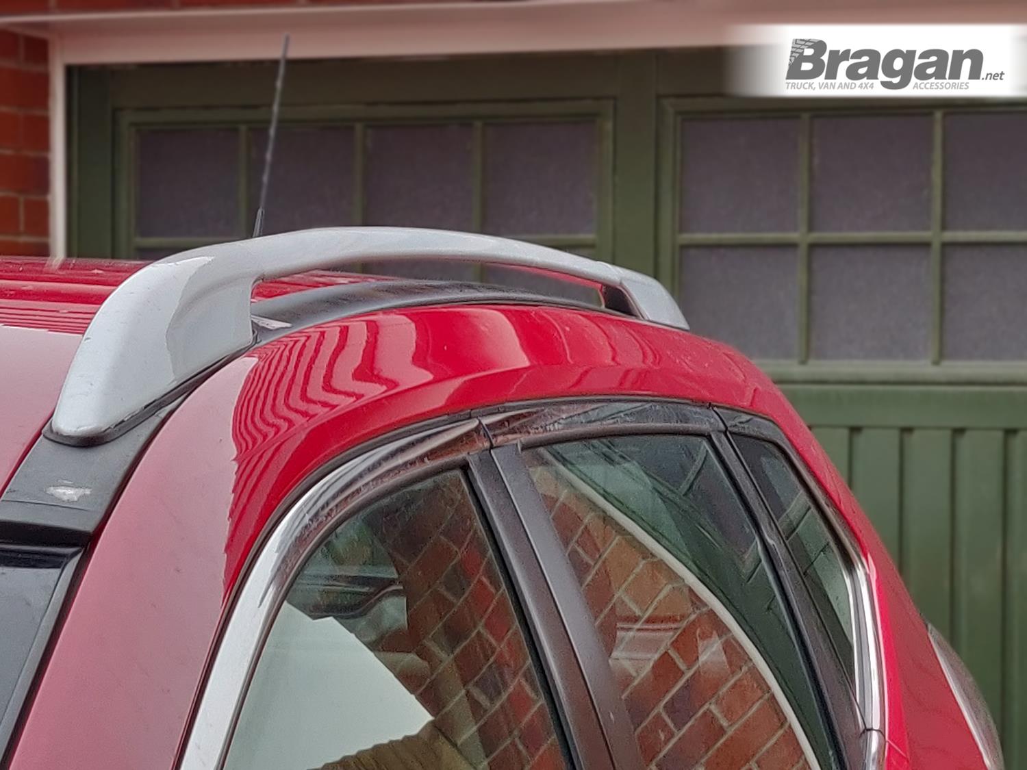 To Fit 2014 Nissan X-Trail Polished Aluminium Side Roof Rails Rack Bars
