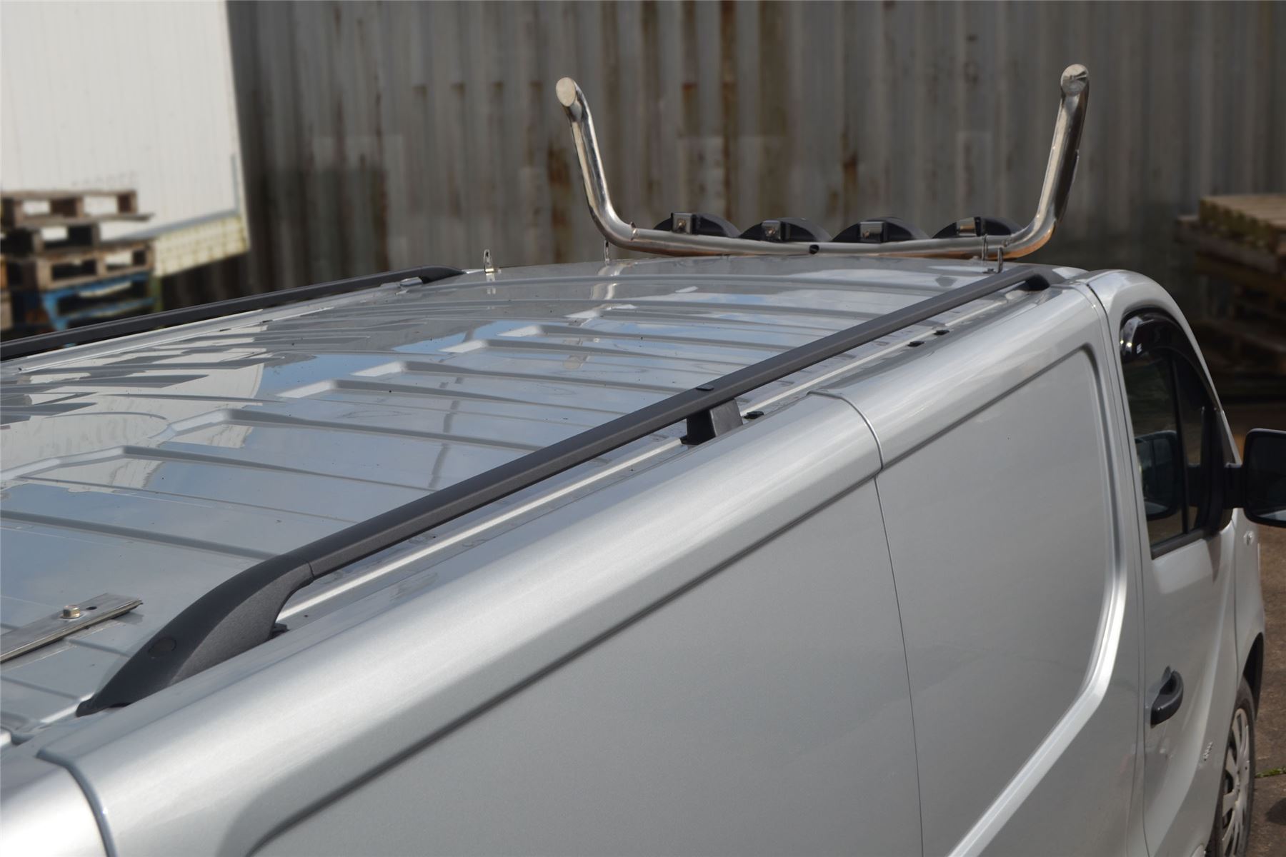 To Fit 2002 2014 Opel / Vauxhall Vivaro LWB Black Metal Roof Rails