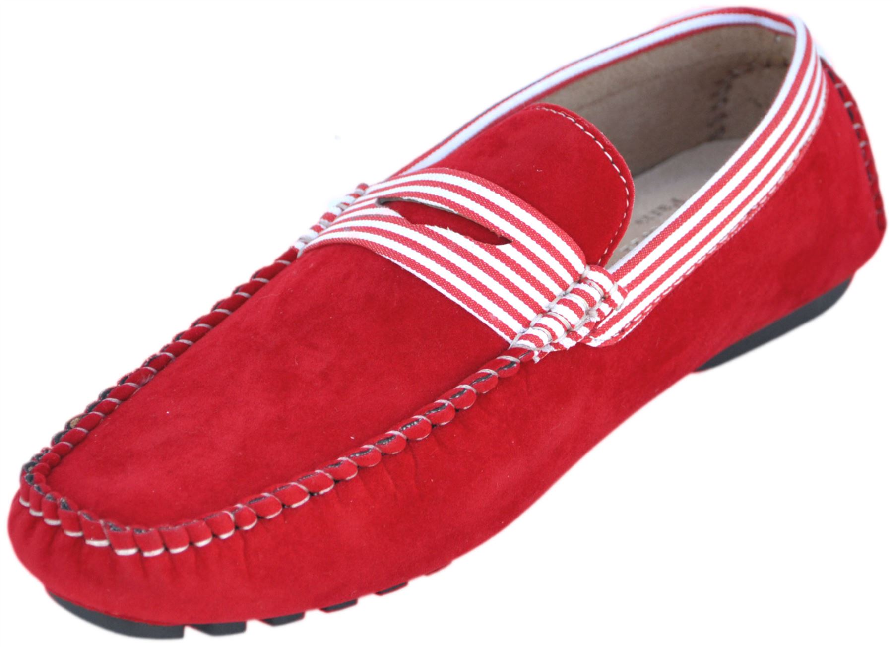 Mocassins rouges homme Où trouver l’offre Mocassin homme rouge au meilleur prix? Dans le magasin Cdiscount bien sûr! Avec des prix au plus bas aujourd’hui mardi 21 août , comment ne pas craquer pour l'un de ces produits, à l’image de la bombe du jour Mocassin - Sparco - Mocassins pour Homme rouge Sparco.
