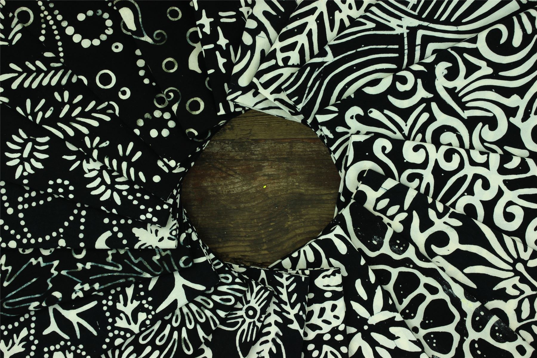 Baumwolle Batik vorgeschnitten Stoff Fat Quarter Quilten Patchwork 20" x 19" verschiedene Größen - Bild 19 von 275