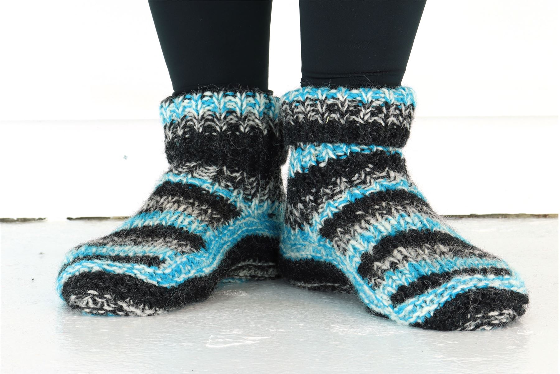 Hand Knitted Wool Slipper Socks Woolly Hand-knitted Warm Cosy Handmade - Picture 12 of 59