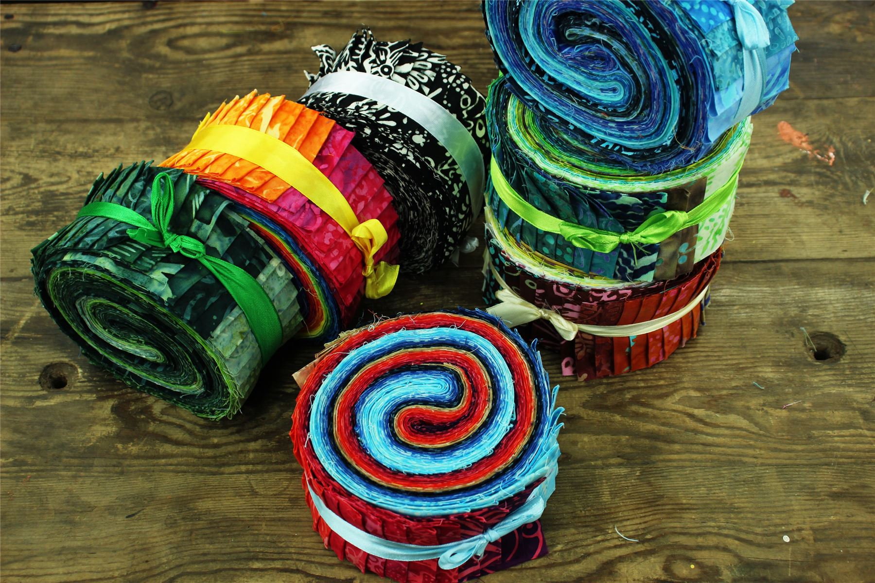 Cotton batik pre-cut fabric strips jelly roll x 94cm patchwork