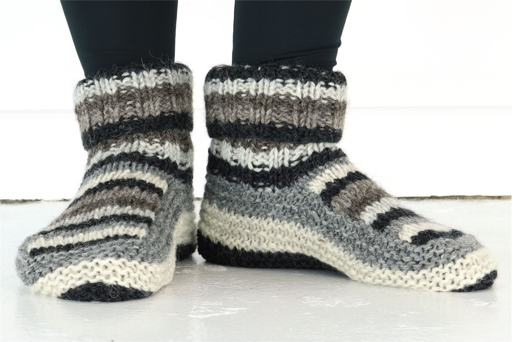 Hand Knitted Wool Slipper Socks Woolly Hand-knitted Warm Cosy Handmade - Picture 37 of 59