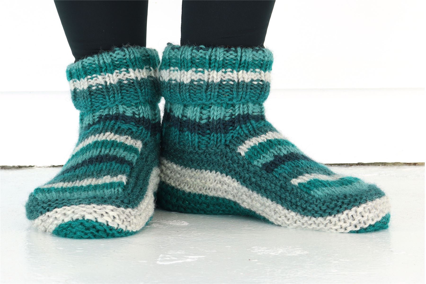 Hand Knitted Wool Slipper Socks Woolly Hand-knitted Warm Cosy Handmade - Picture 59 of 59
