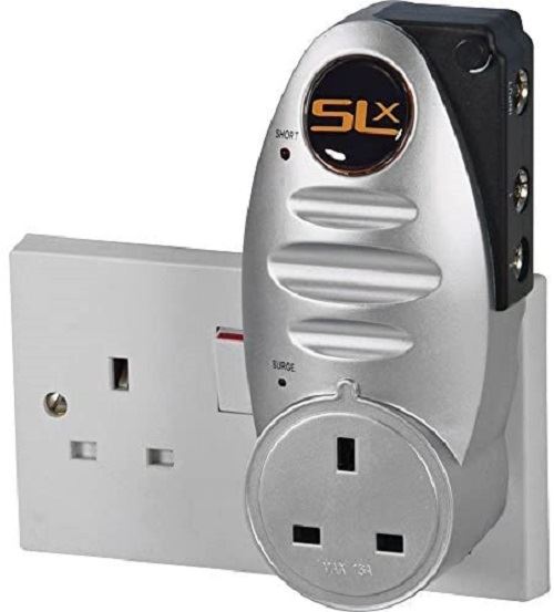 SLx Gold 2 Way PlugThrough TV Signal Booster with Built In 4G Filter